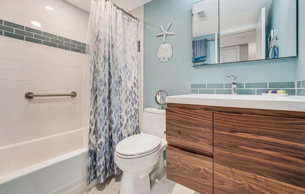 760 E Ocean Avenue #303
