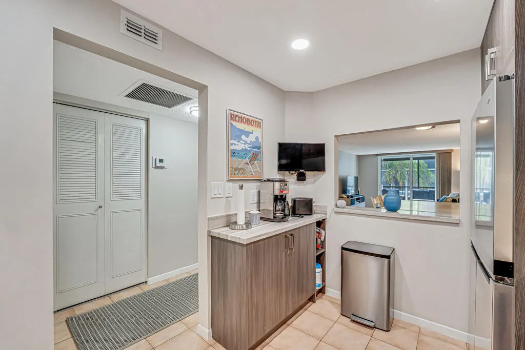 760 E Ocean Avenue #303
