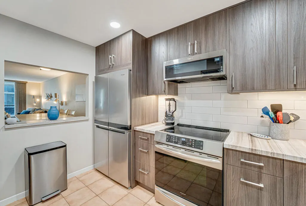 760 E Ocean Avenue #303
