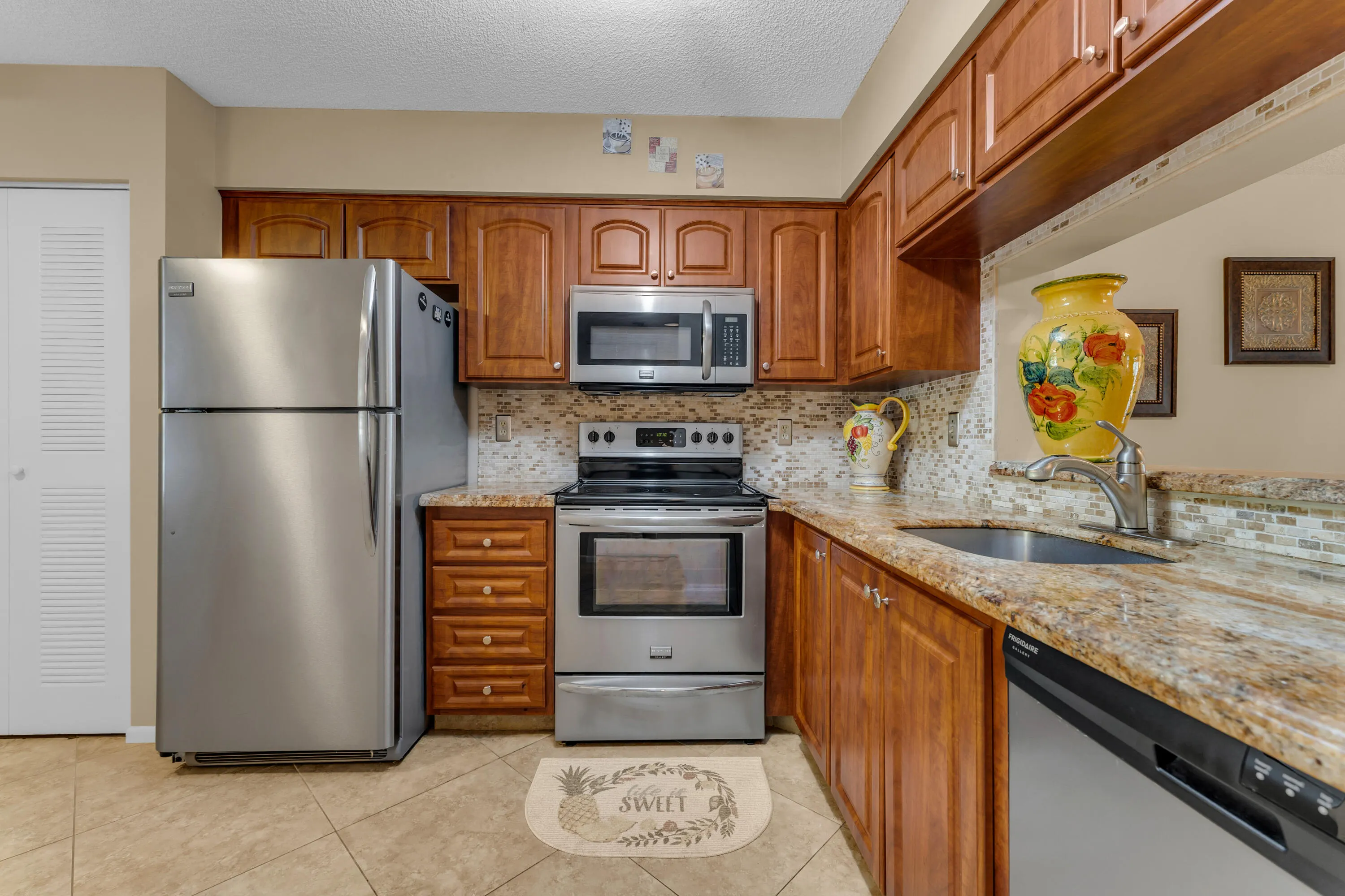 7340 AMBERLY Lane #210