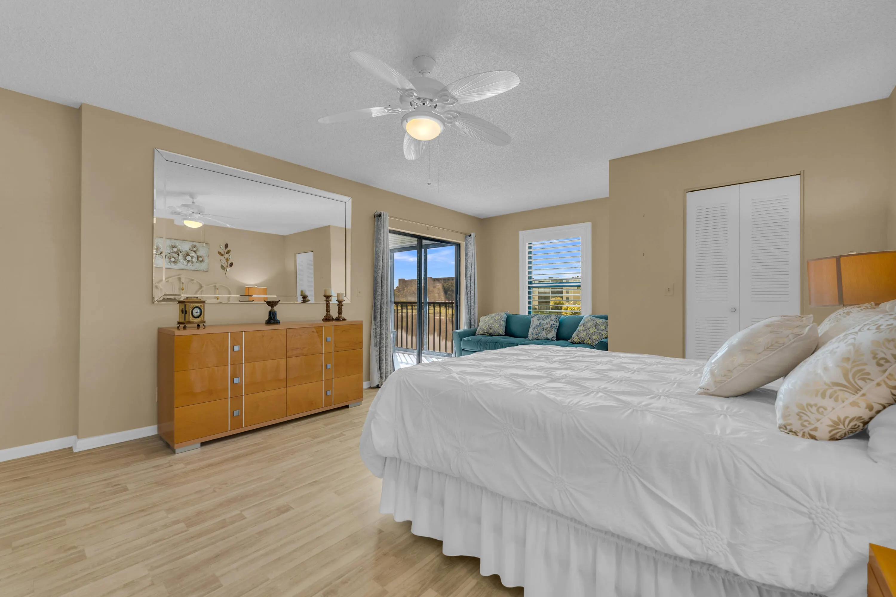 7340 AMBERLY Lane #210