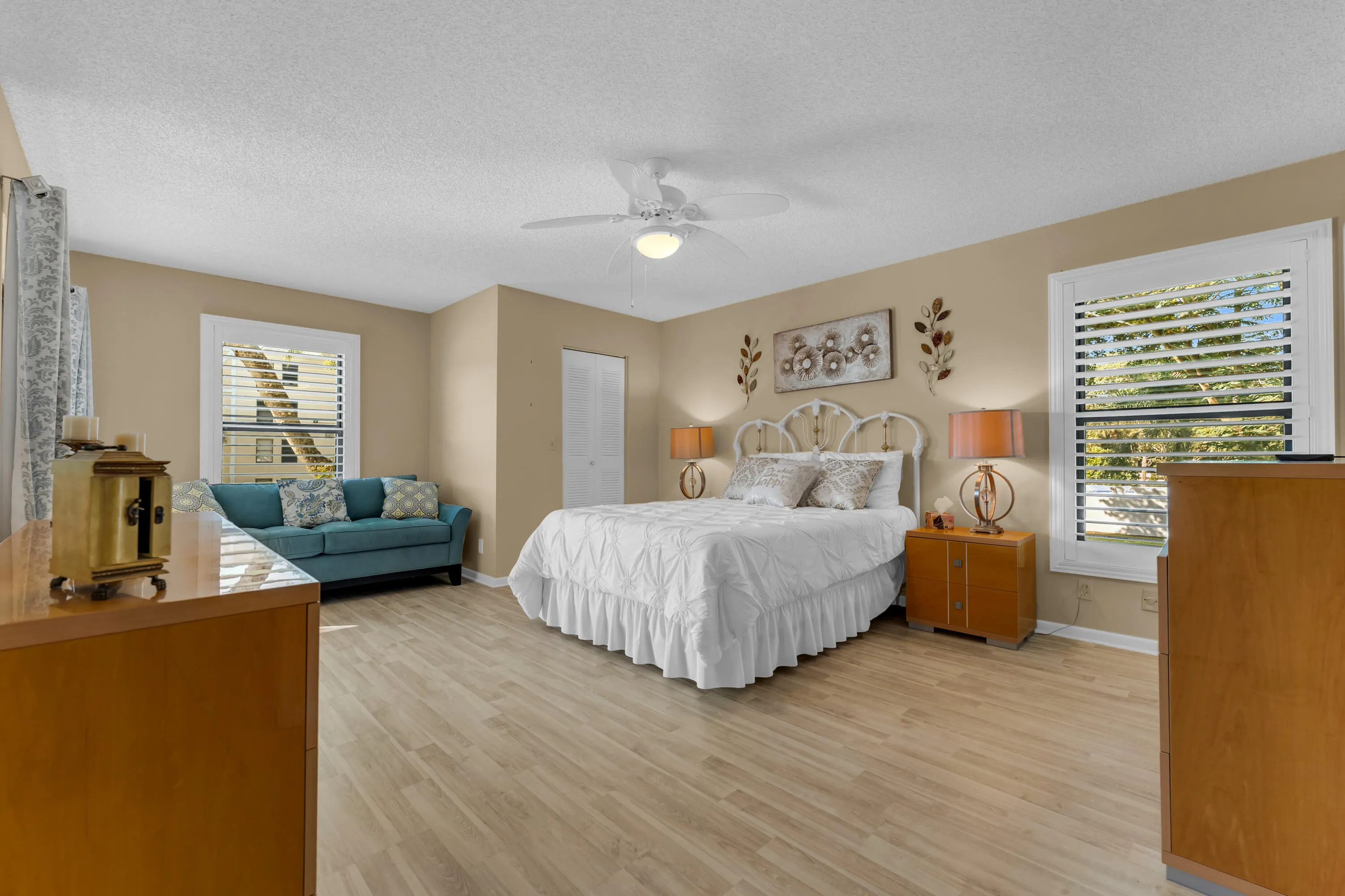7340 AMBERLY Lane #210