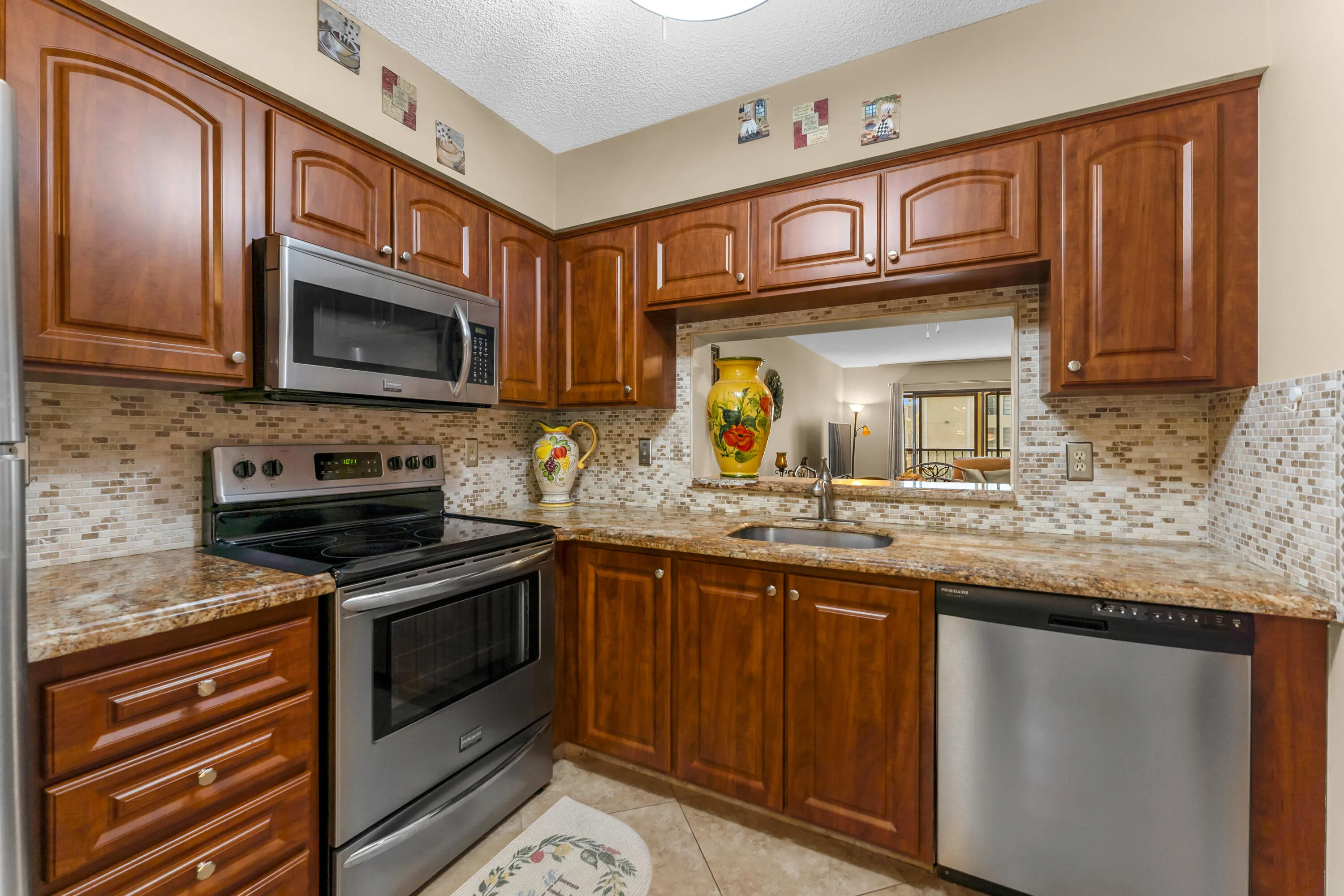 7340 AMBERLY Lane #210