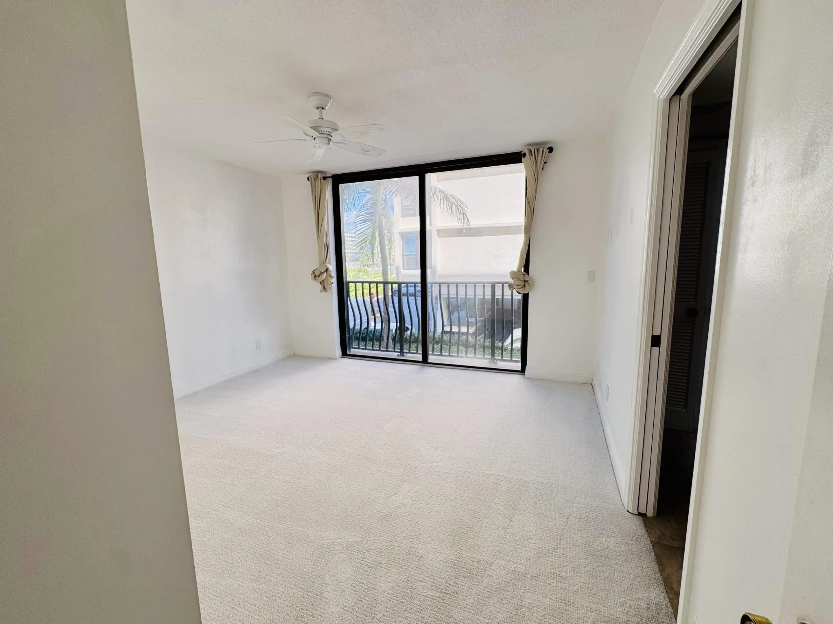 4000 S Ocean Boulevard #103