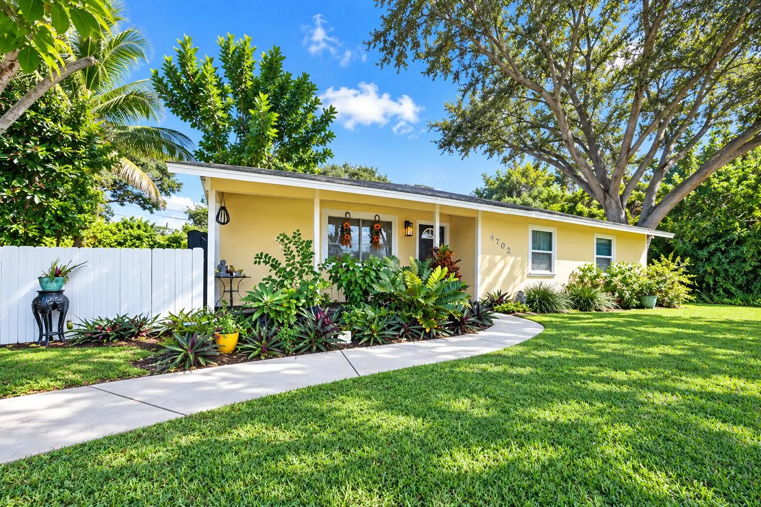 4702 Myrtle Drive