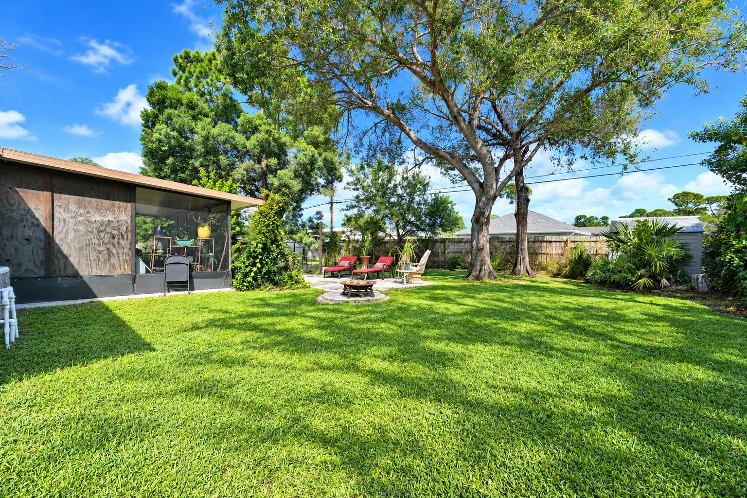 4702 Myrtle Drive