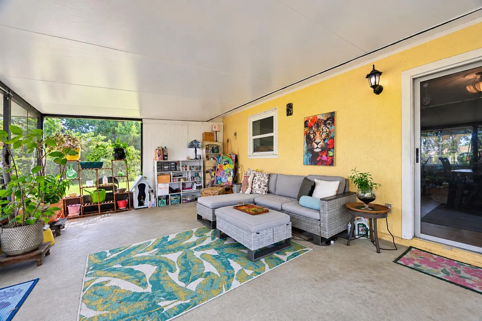 4702 Myrtle Drive