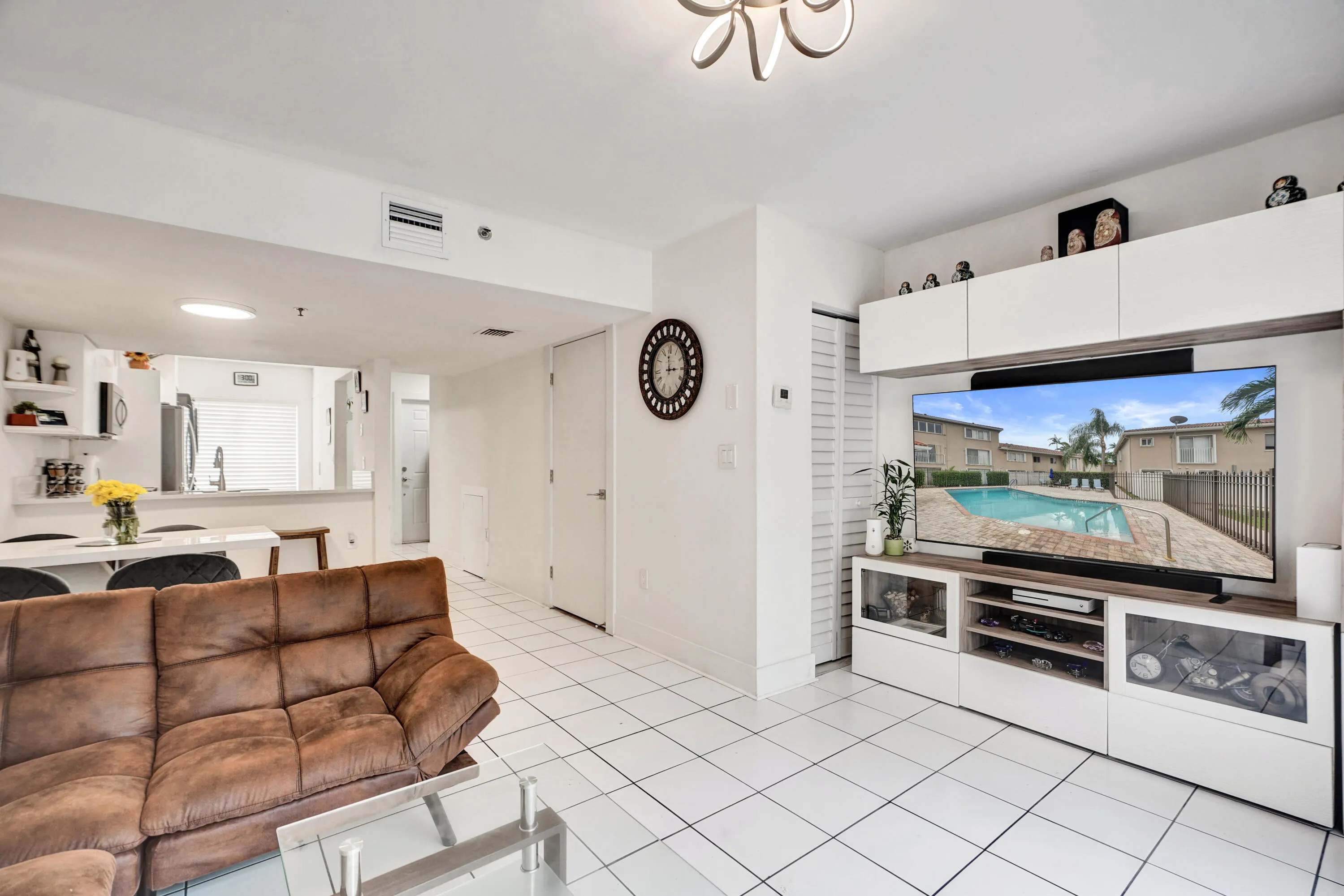 235 Riviera Circle