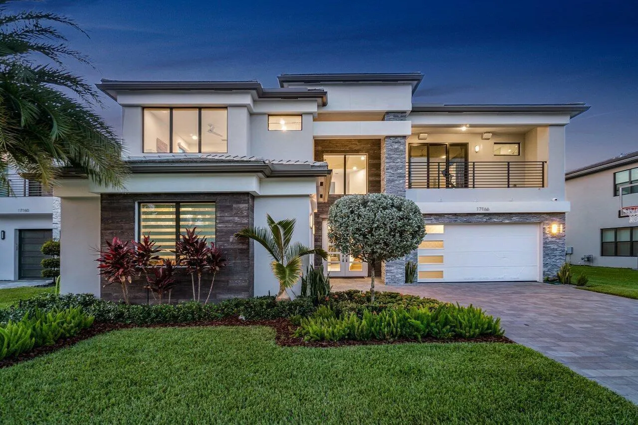 17166 WANDERING WAVE Avenue