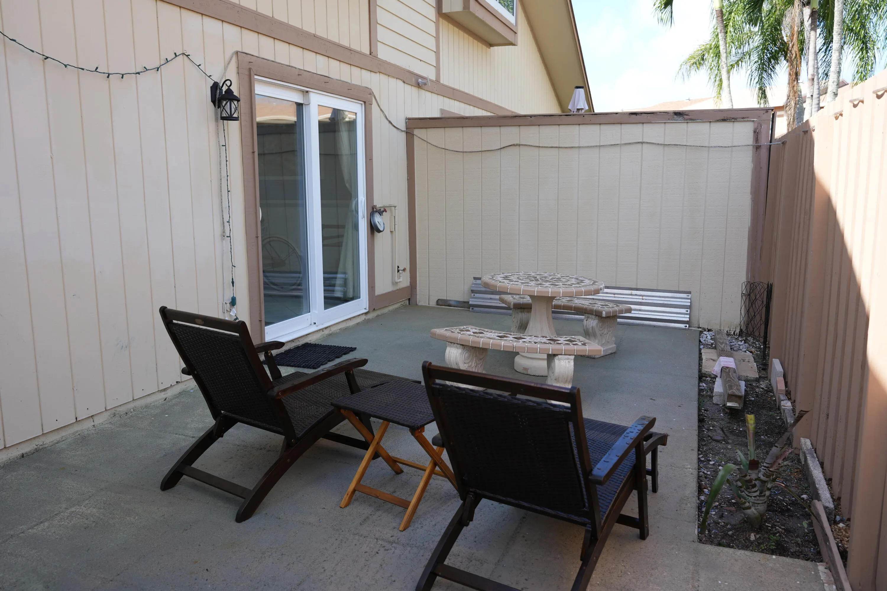 354 MAPLECREST Circle