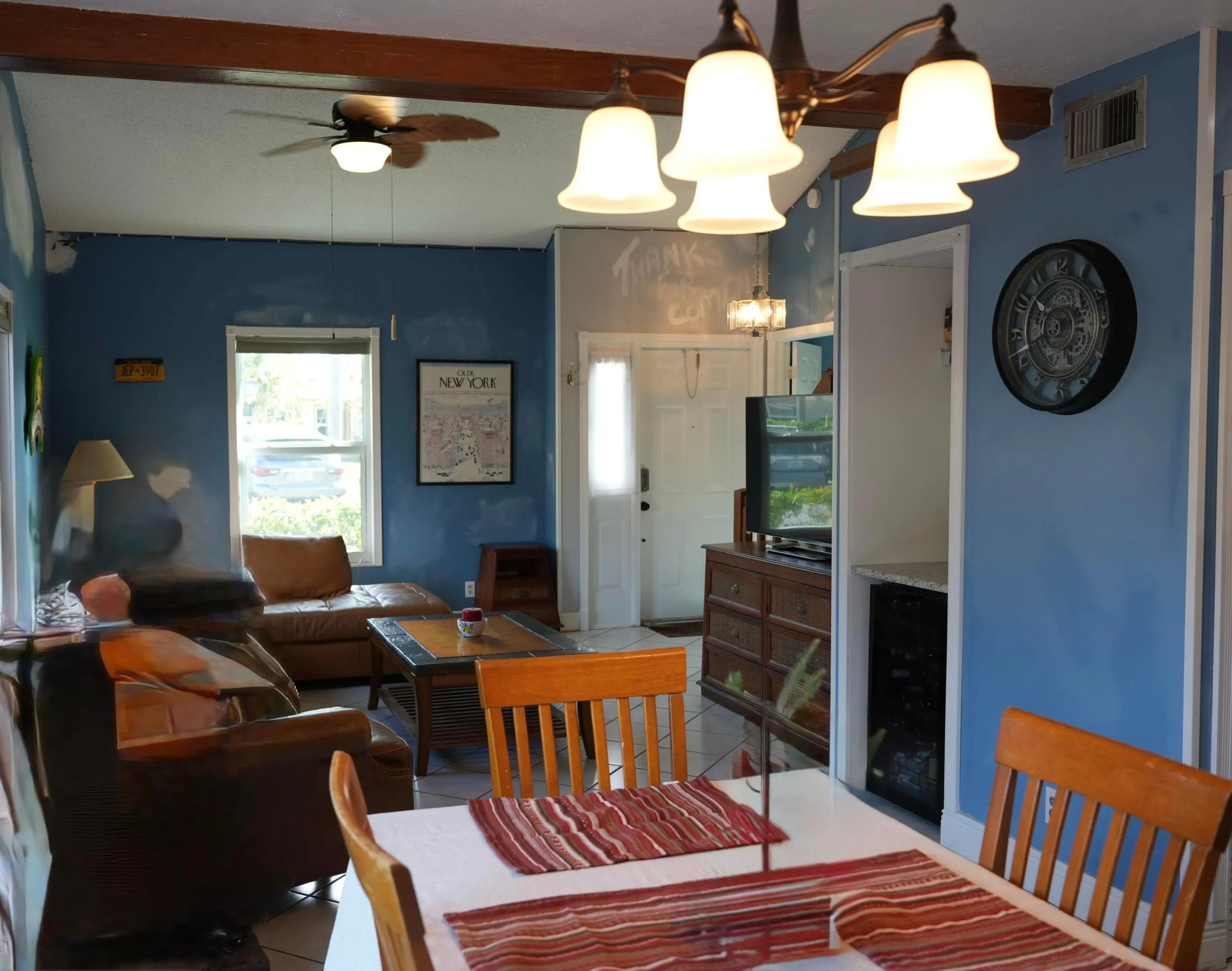 354 MAPLECREST Circle