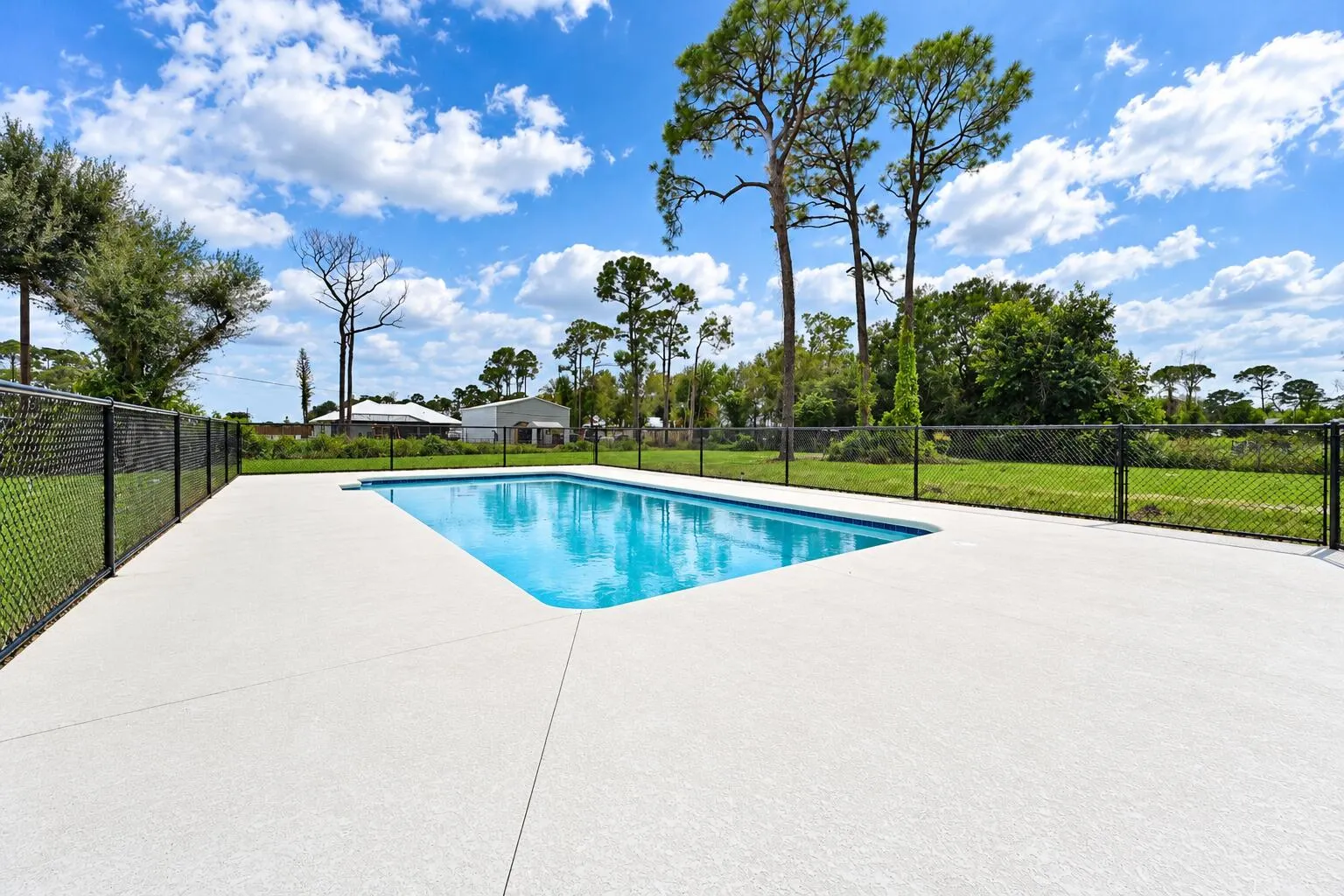 8721 HIDDEN PINES Road