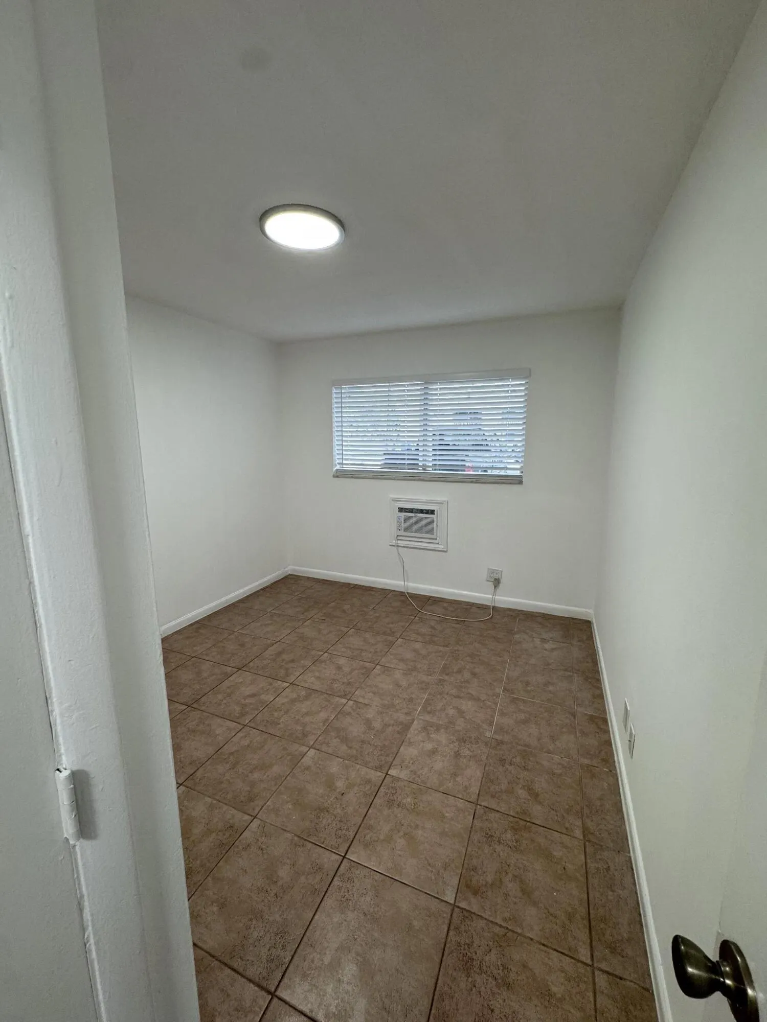 510 LAKE SHORE Drive #16