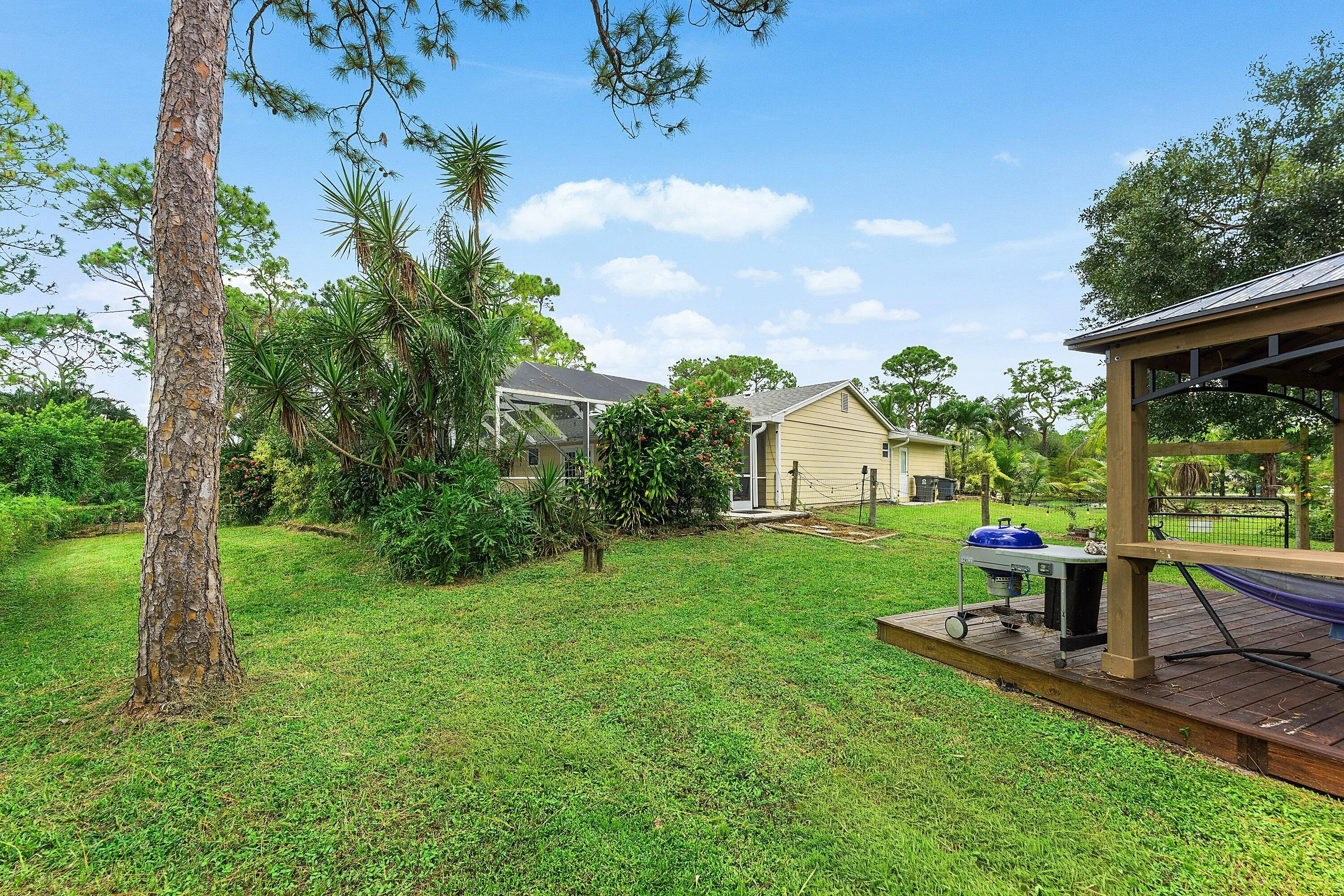 12946 66th Street N