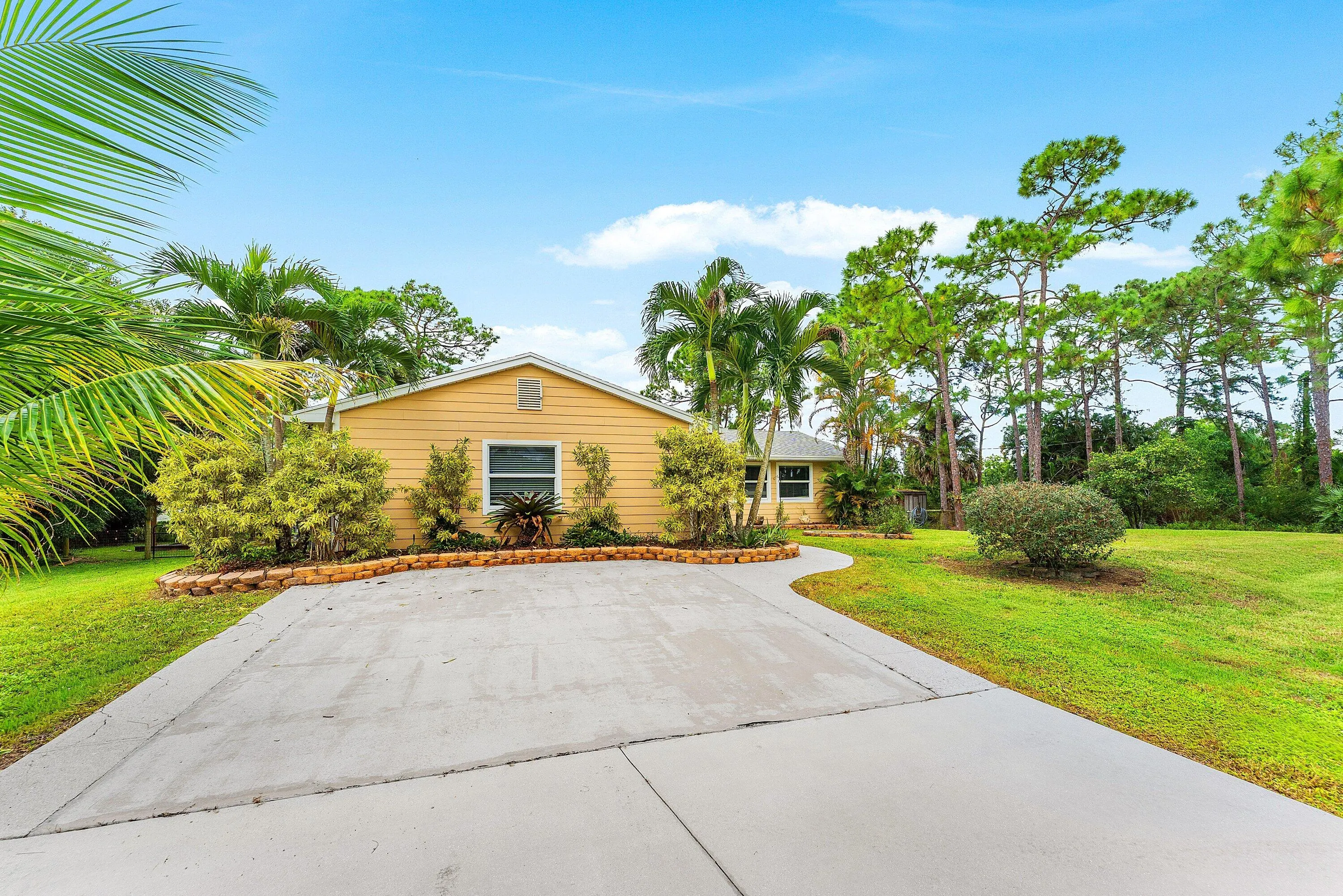 12946 66th Street N