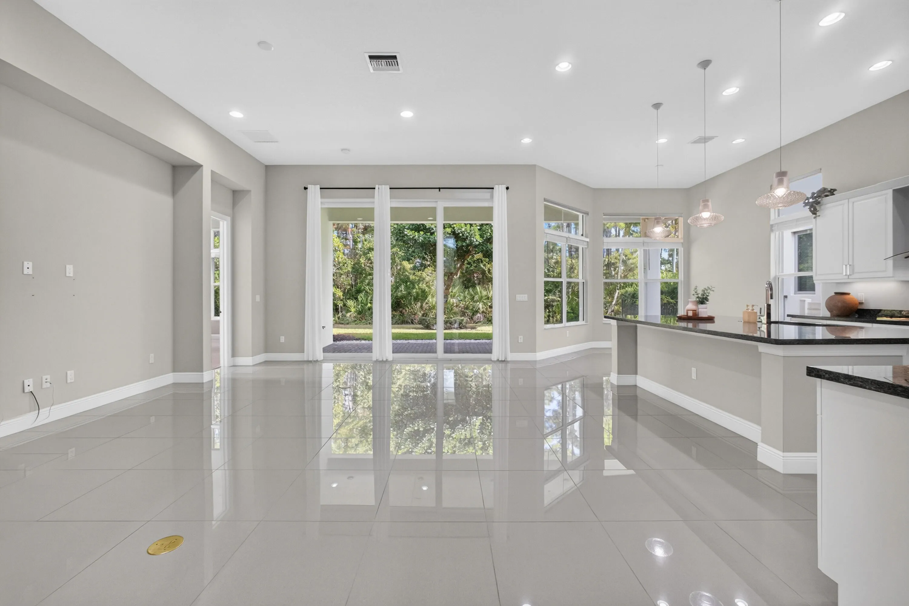 1070 Faulkner Terrace