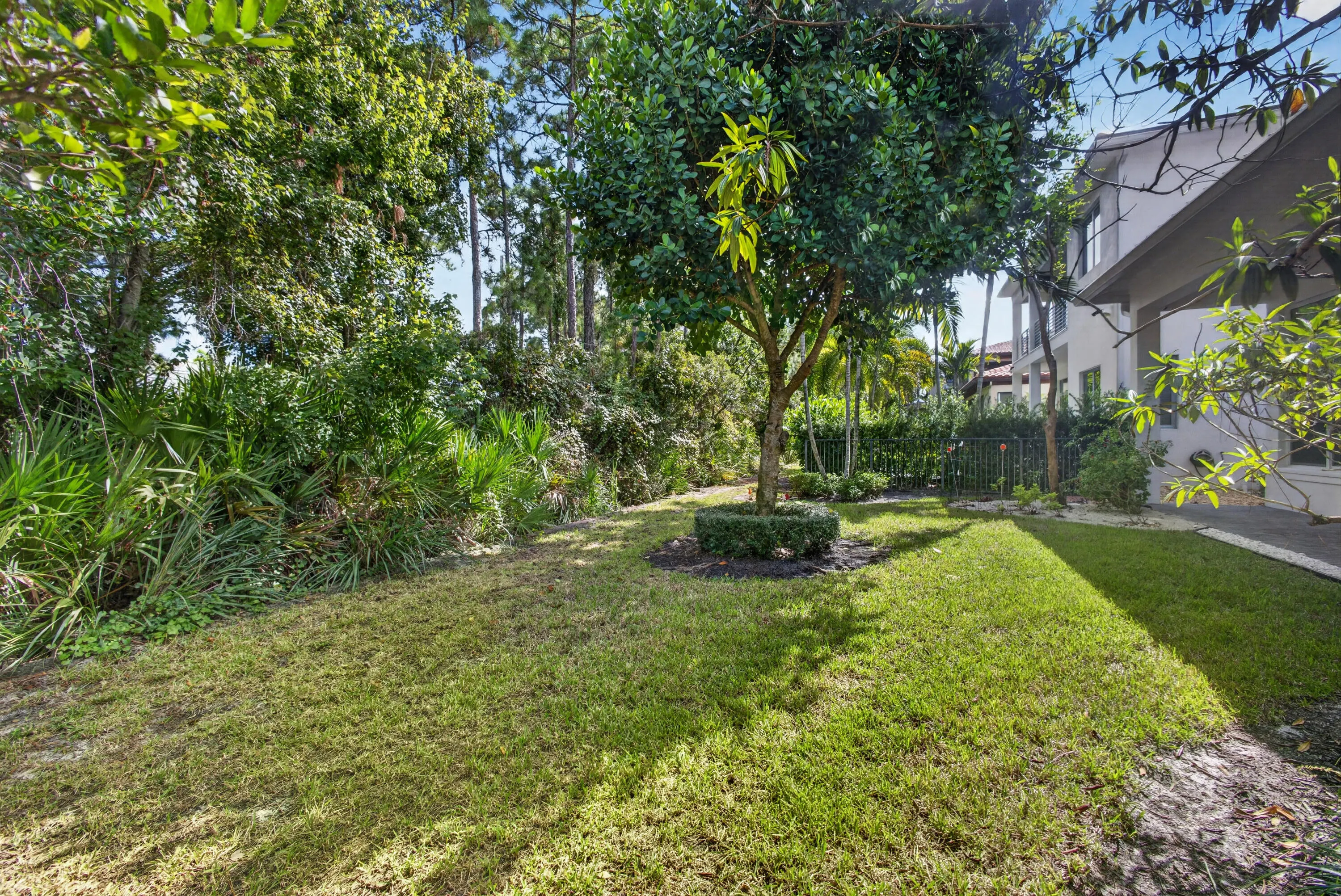 1070 Faulkner Terrace