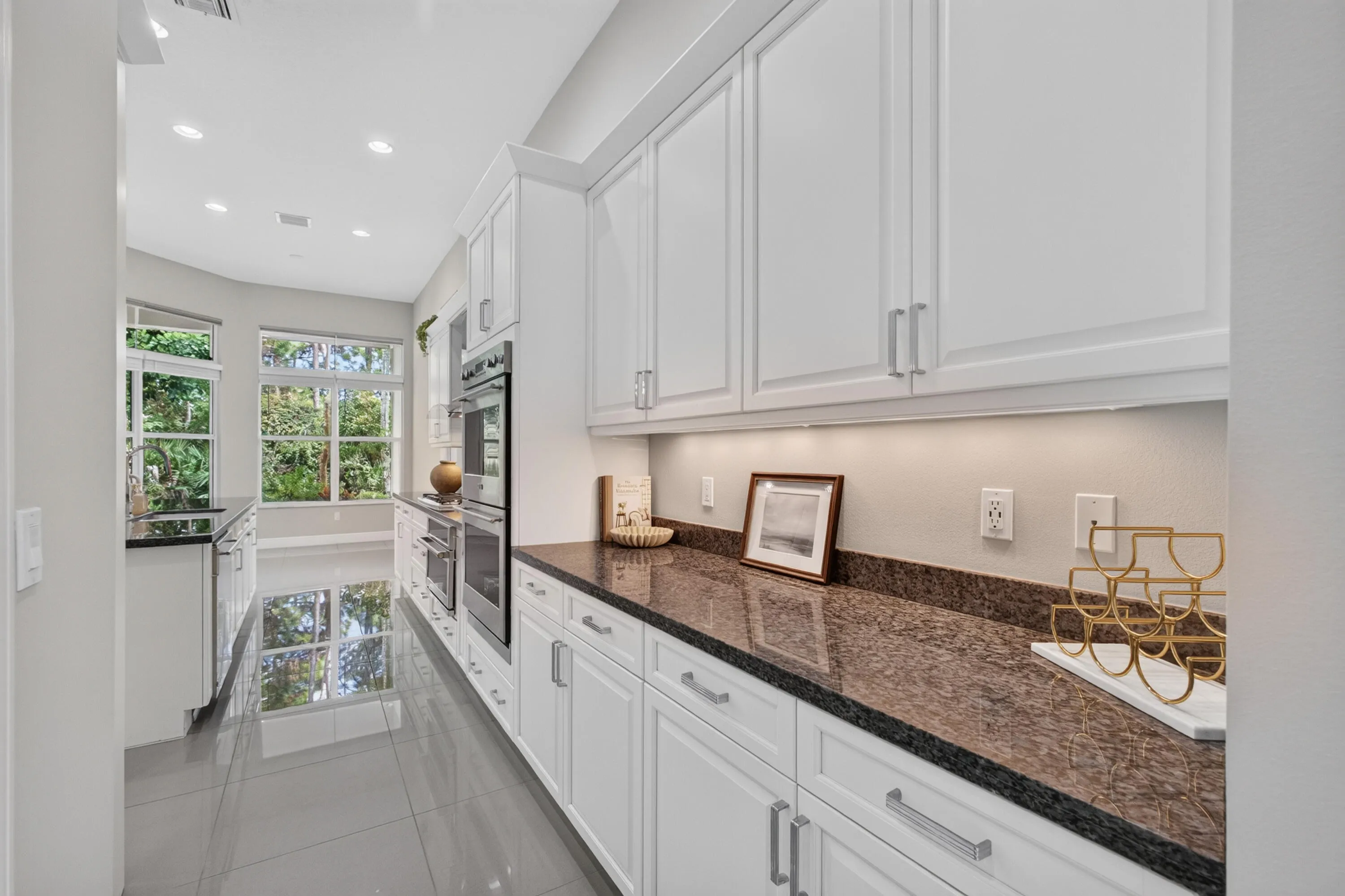 1070 Faulkner Terrace