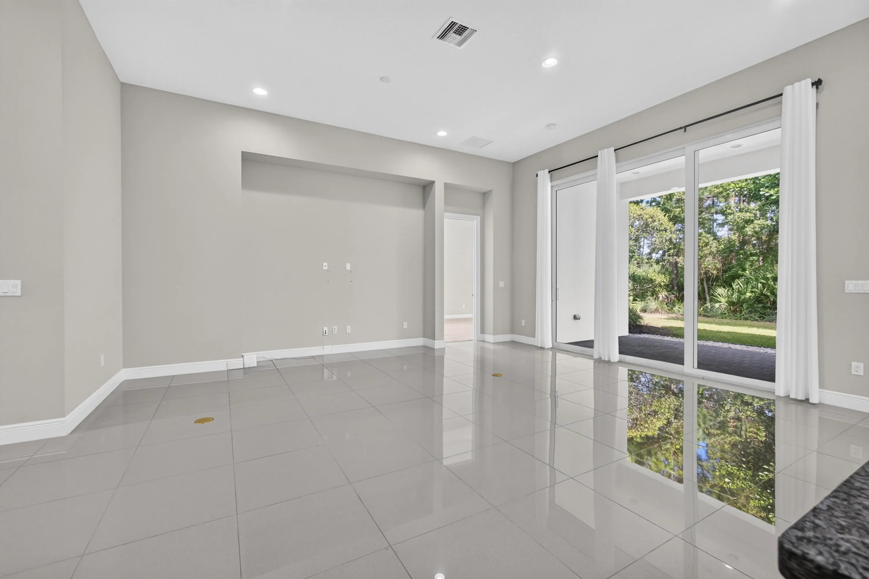 1070 Faulkner Terrace
