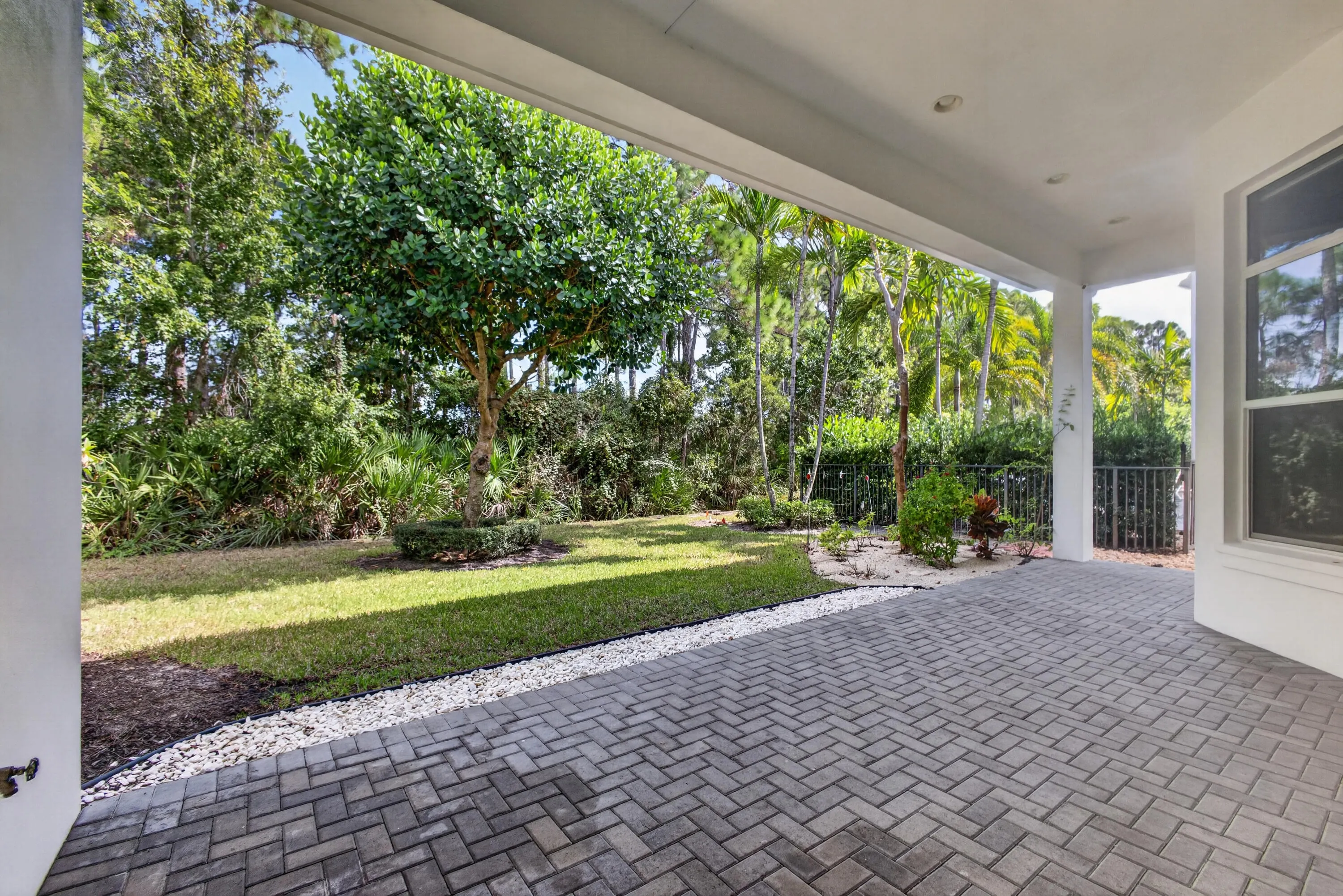 1070 Faulkner Terrace