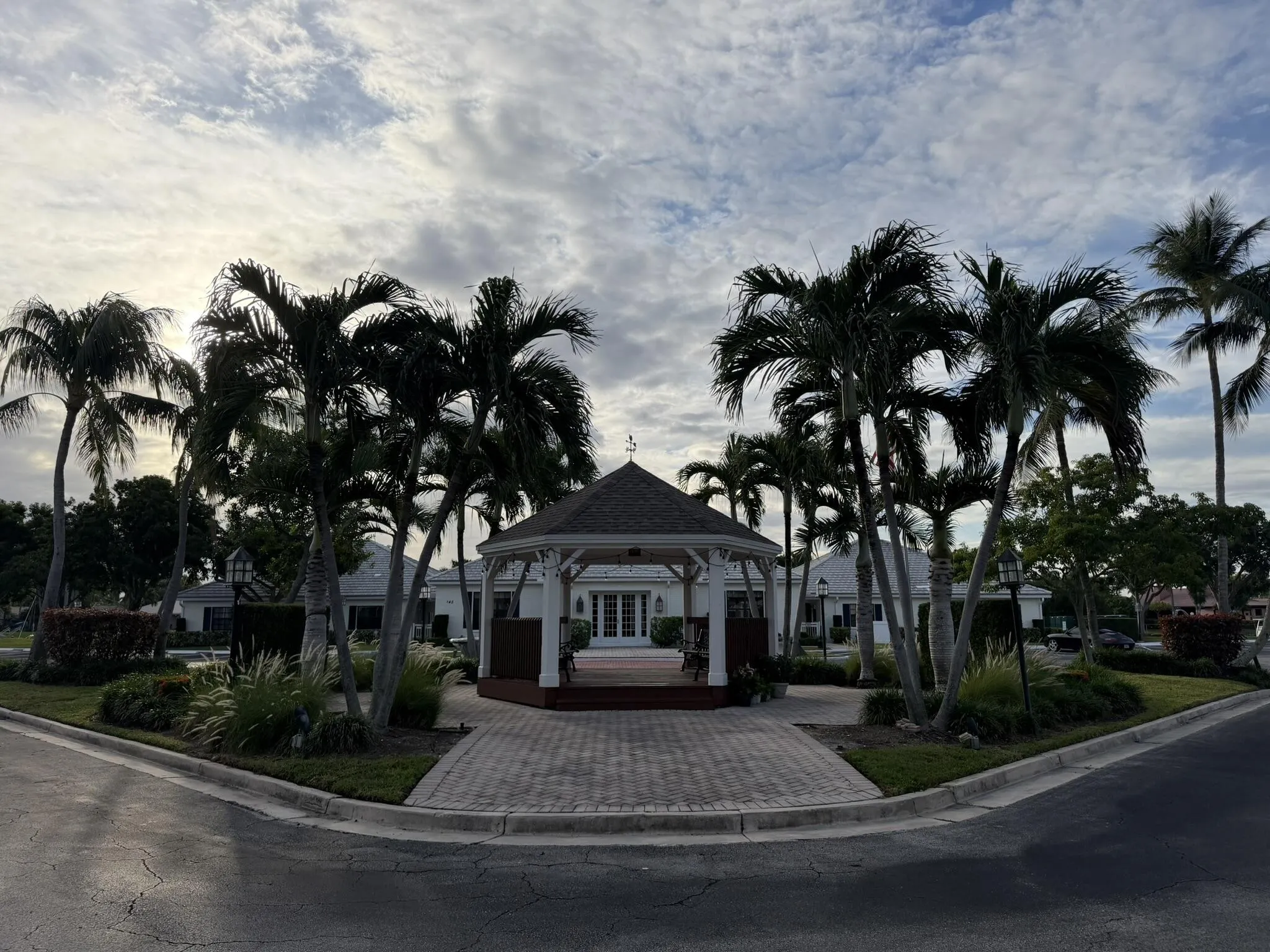 150 CYPRESS CLUB Drive #533