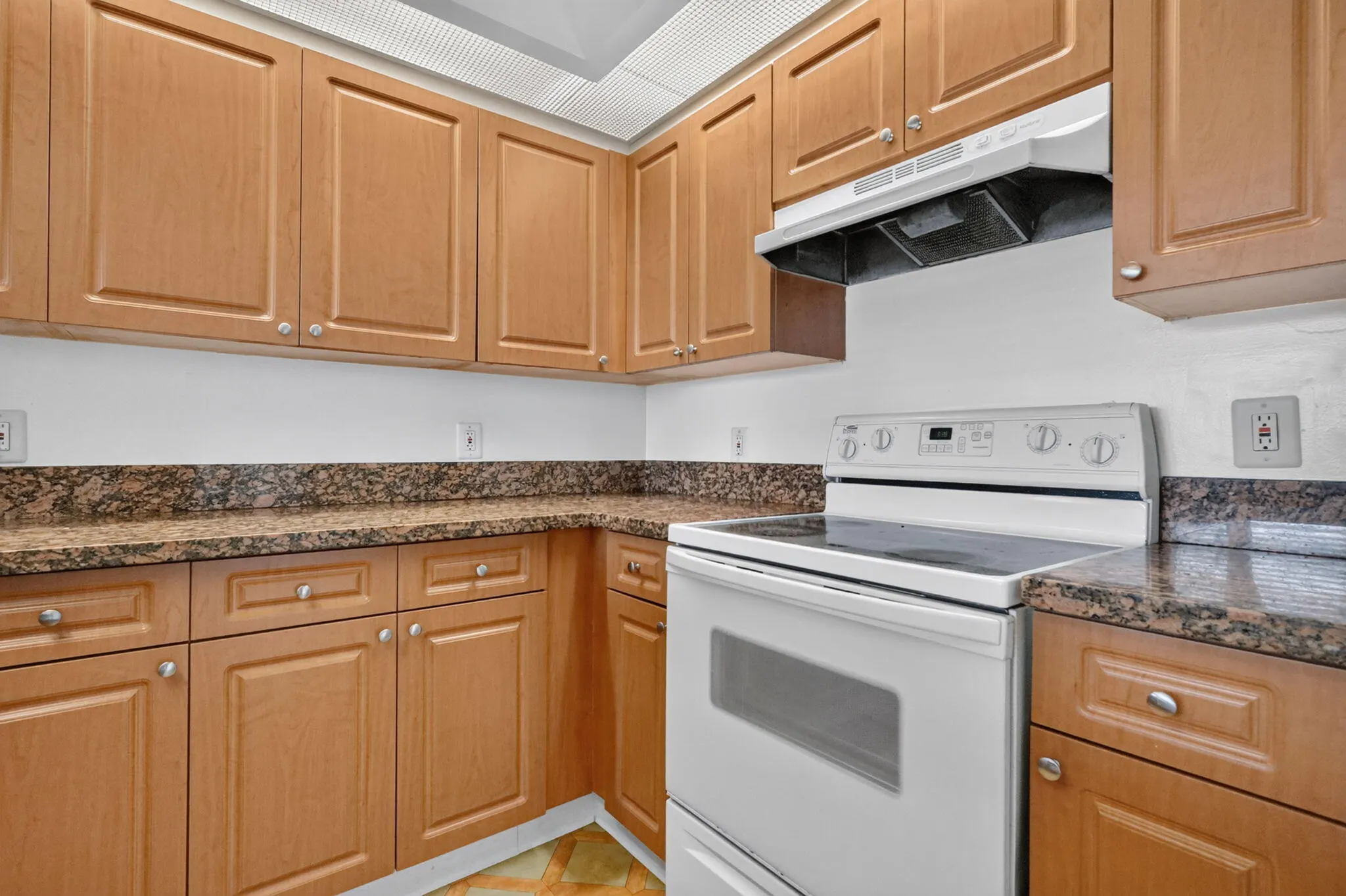 801 SW 141st Avenue #102O