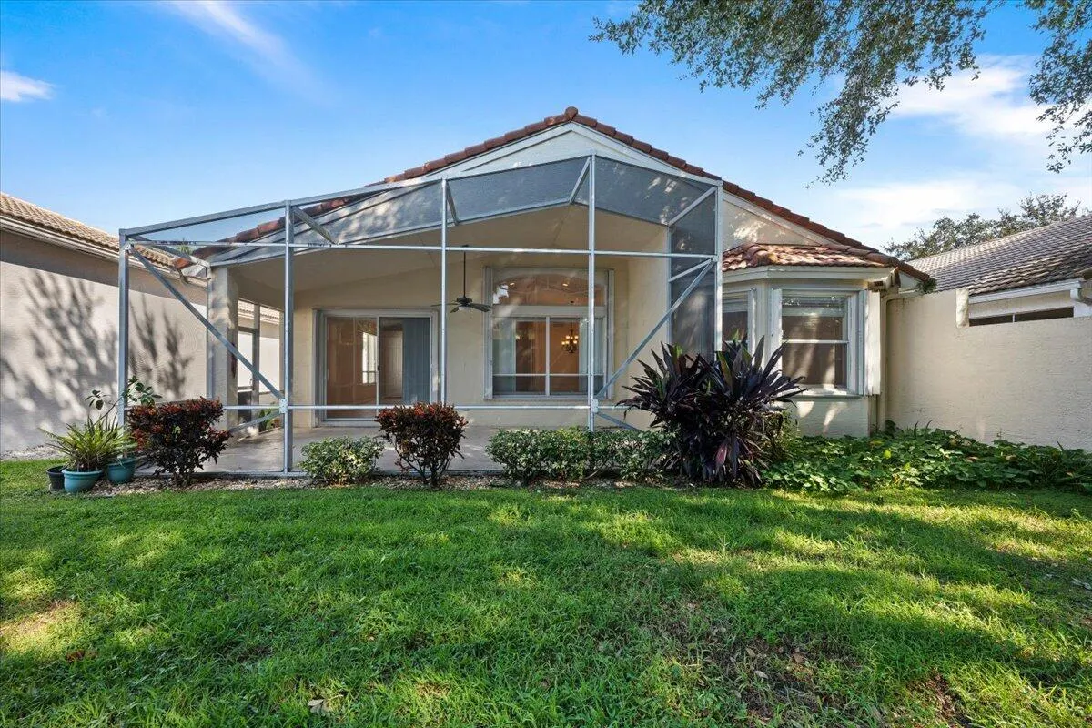 7584 New Holland Way