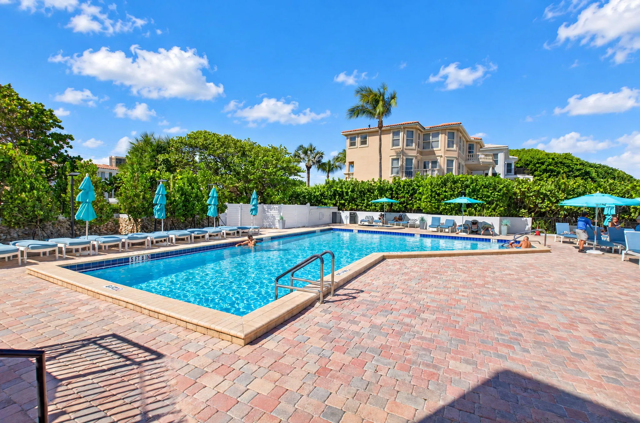 4740 S OCEAN Boulevard #808