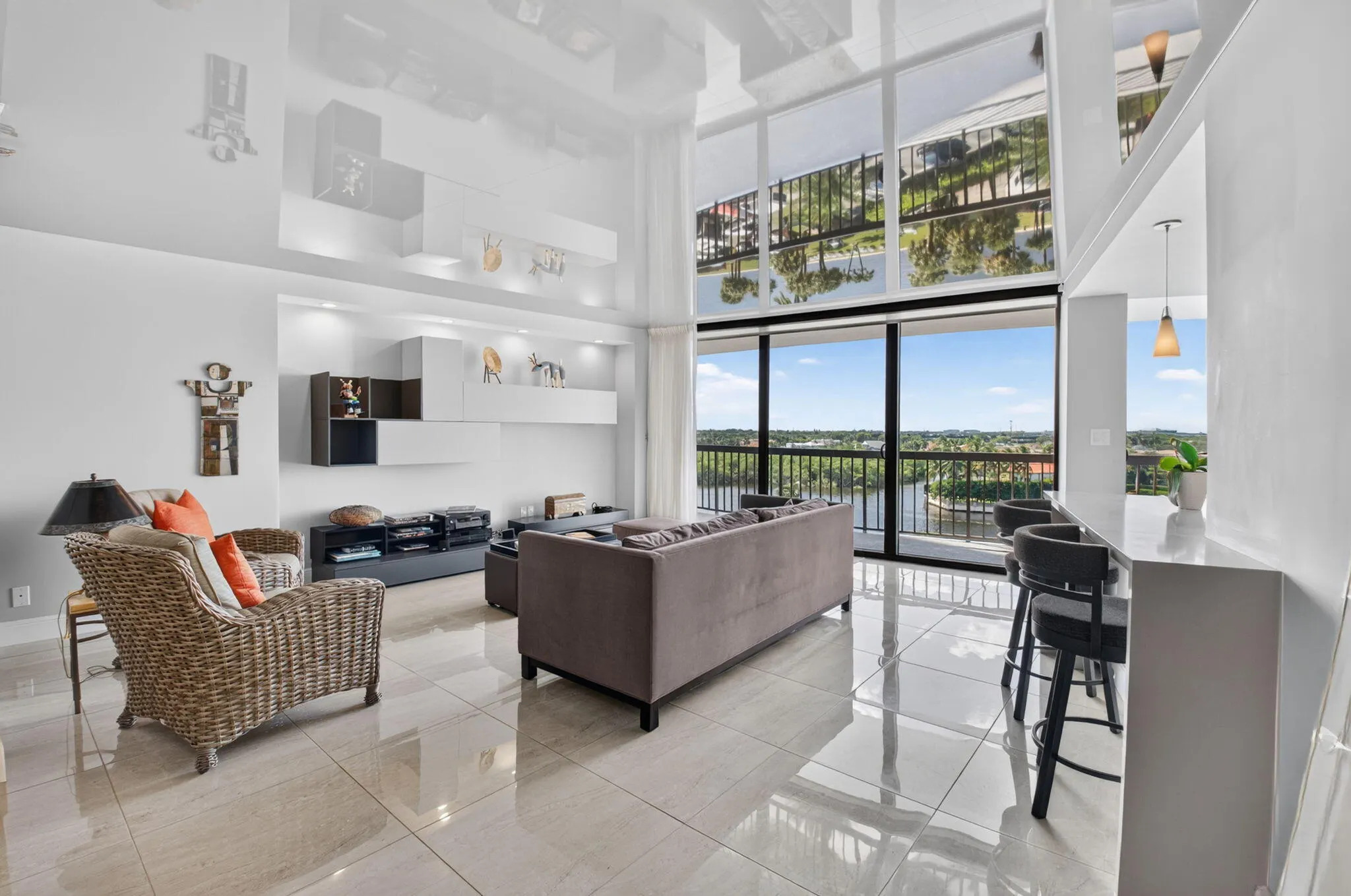 4740 S OCEAN Boulevard #808