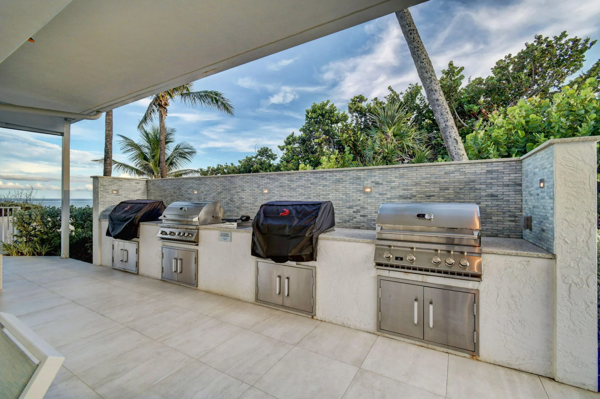 4740 S OCEAN Boulevard #808