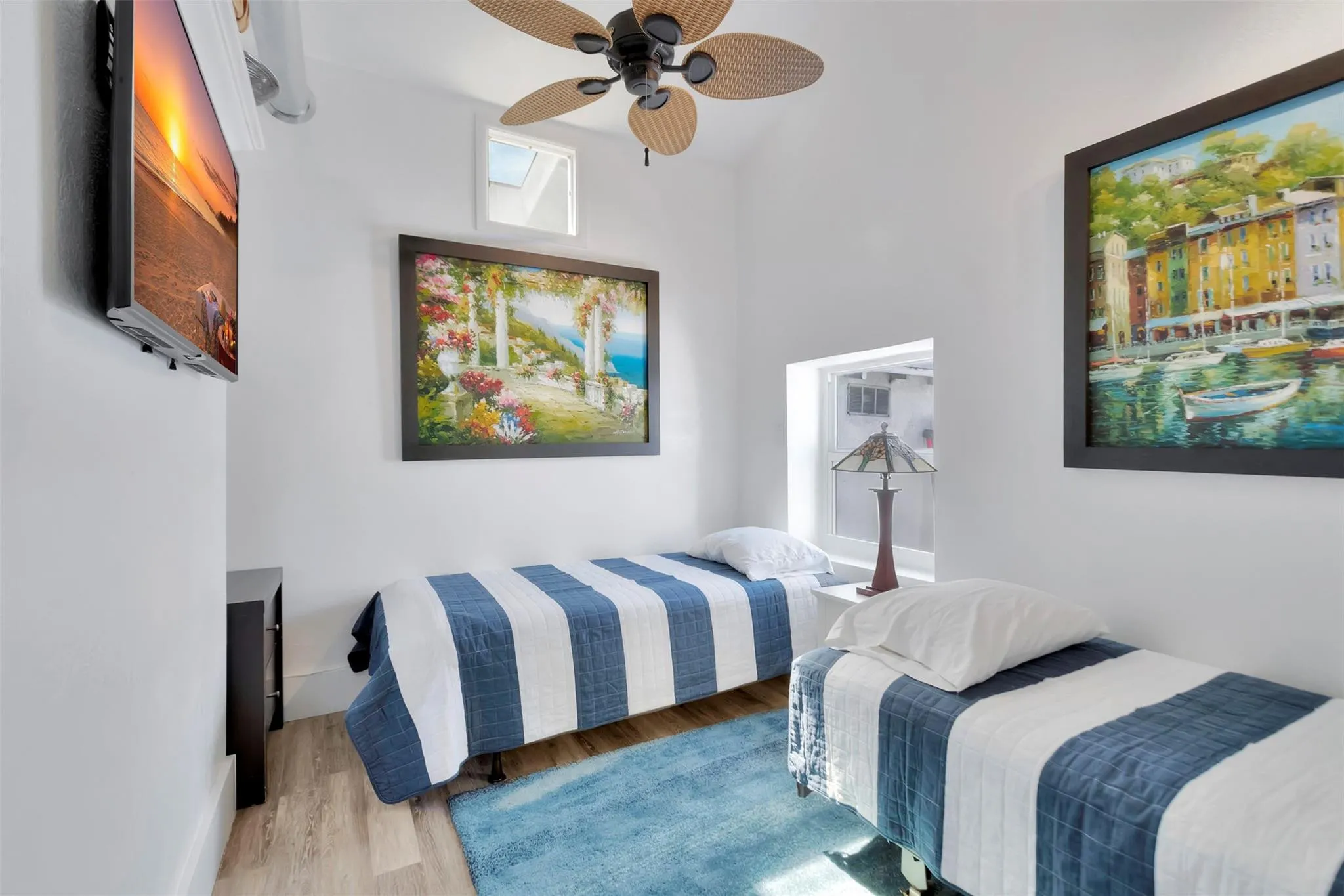 2517 E LAS OLAS Boulevard