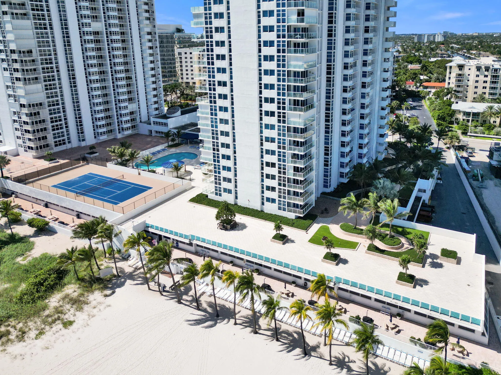 1360 S OCEAN Boulevard #1902
