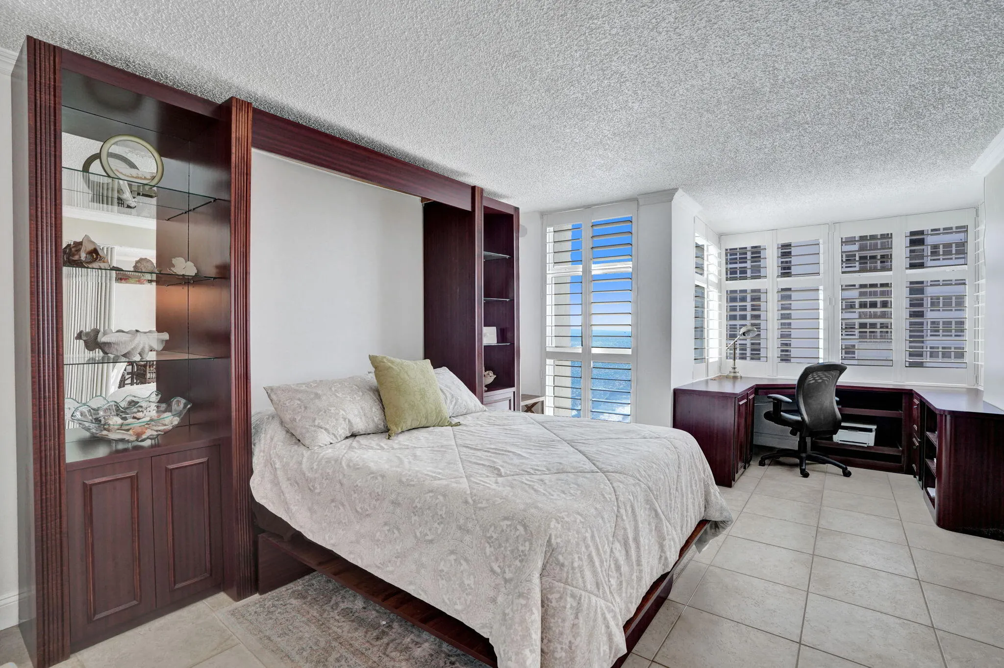 1360 S OCEAN Boulevard #1902