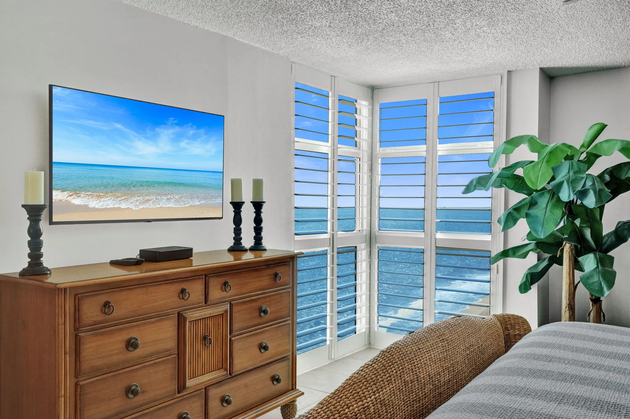 1360 S OCEAN Boulevard #1902