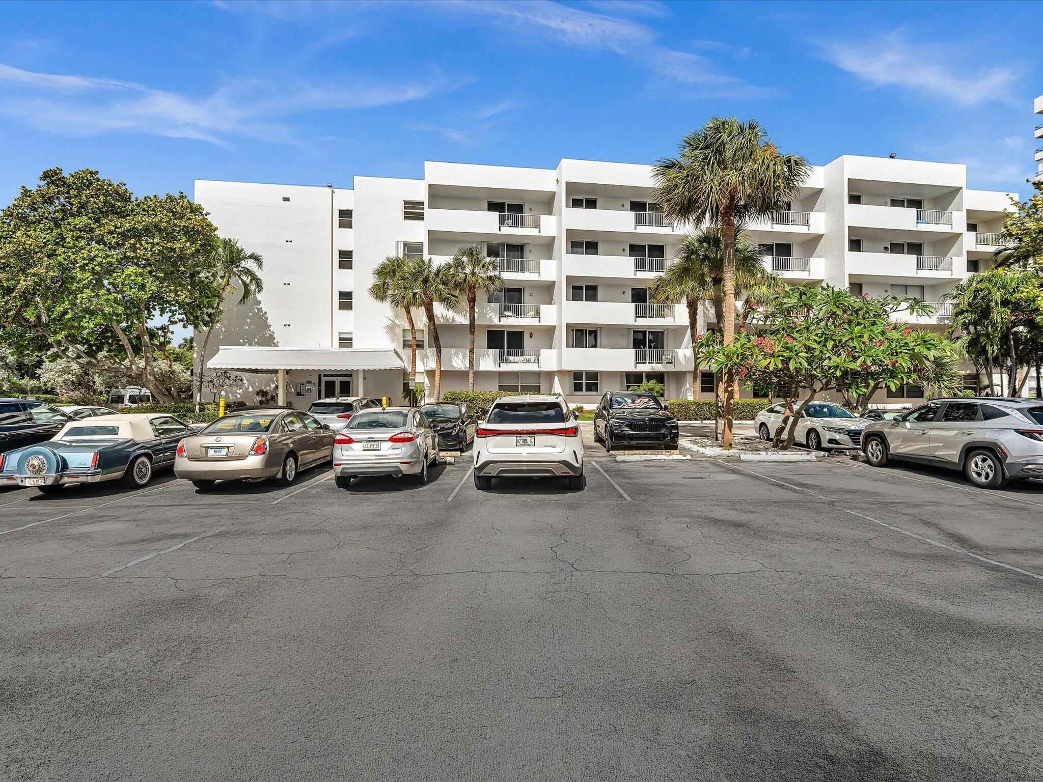 1421 S OCEAN Boulevard #214