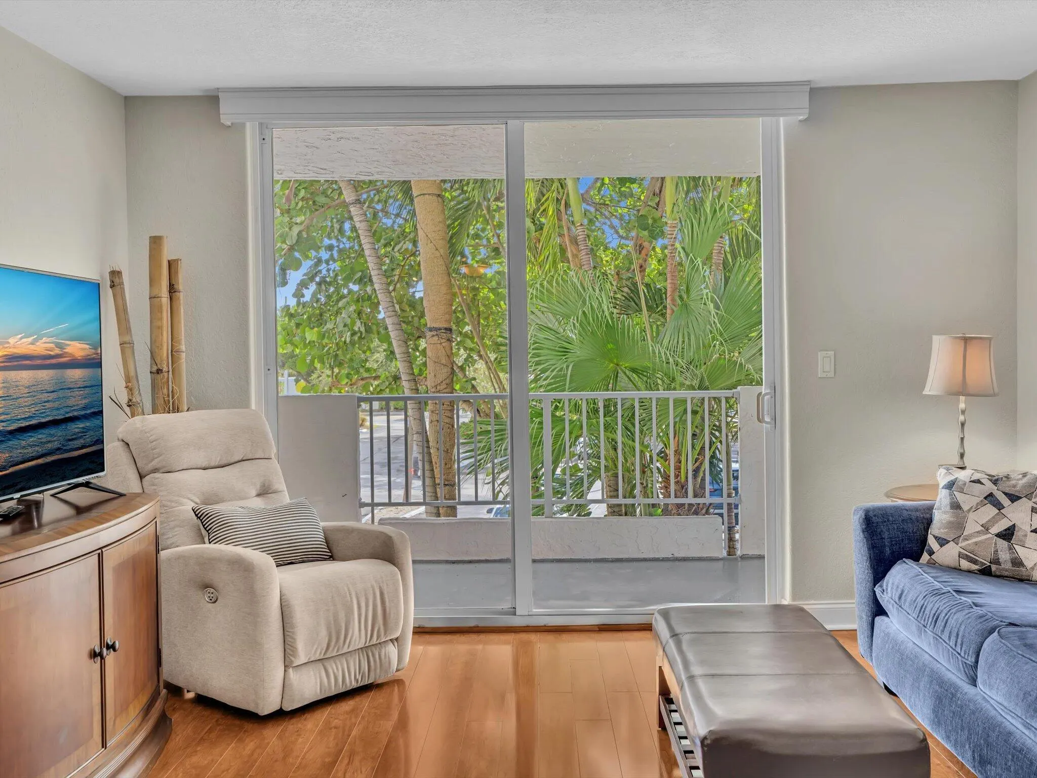 1421 S OCEAN Boulevard #214
