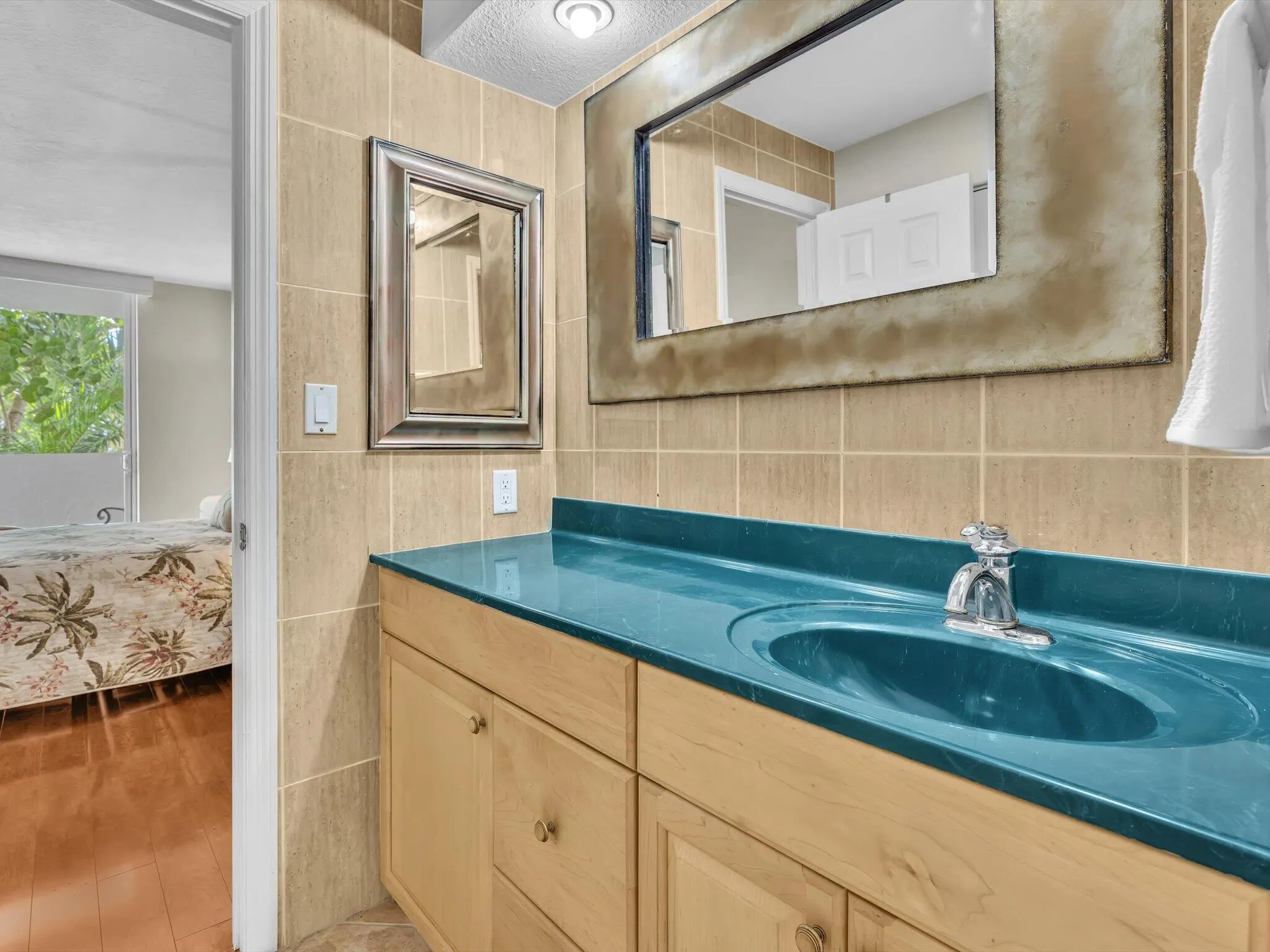 1421 S OCEAN Boulevard #214