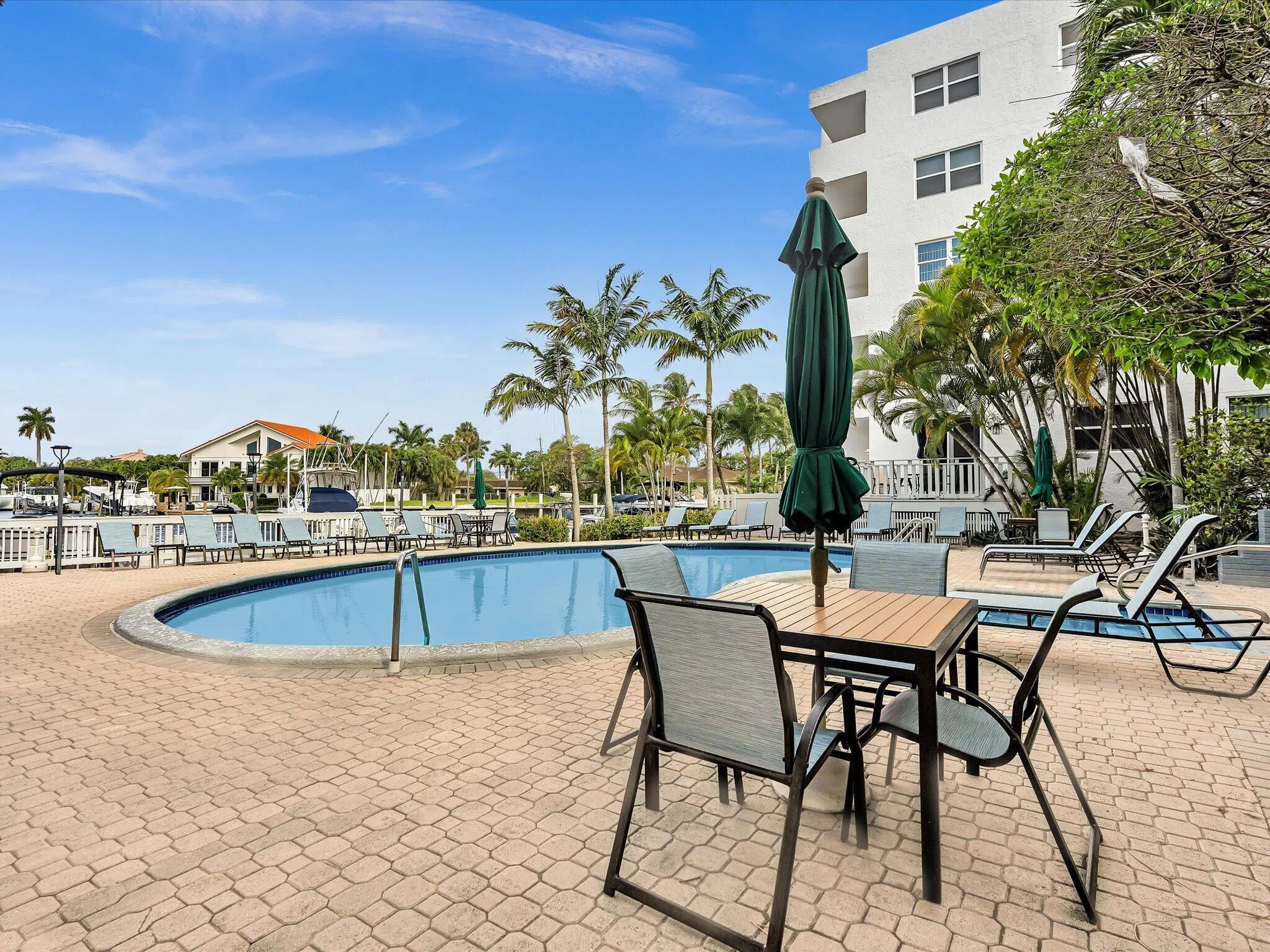 1421 S OCEAN Boulevard #214