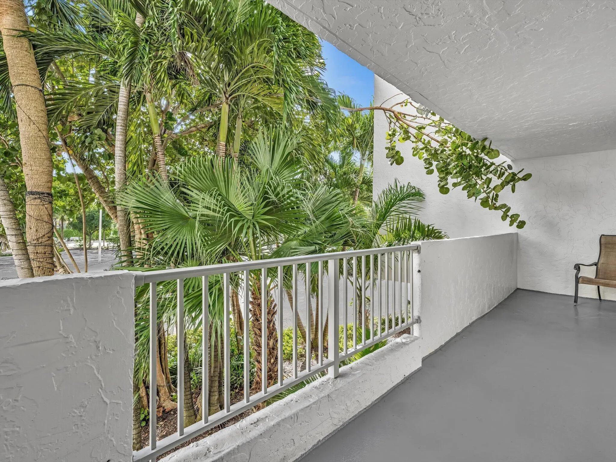1421 S OCEAN Boulevard #214