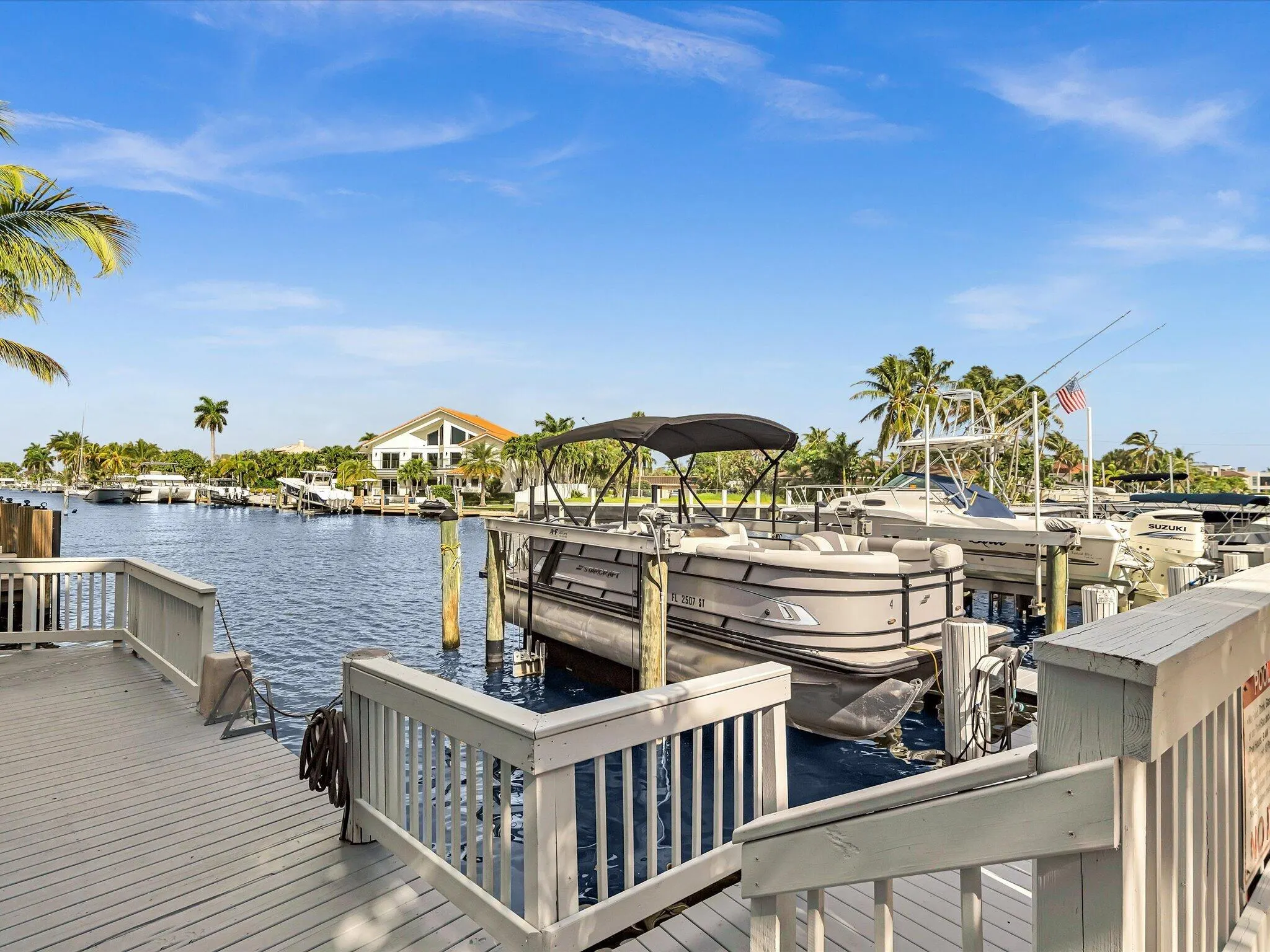 1421 S OCEAN Boulevard #214