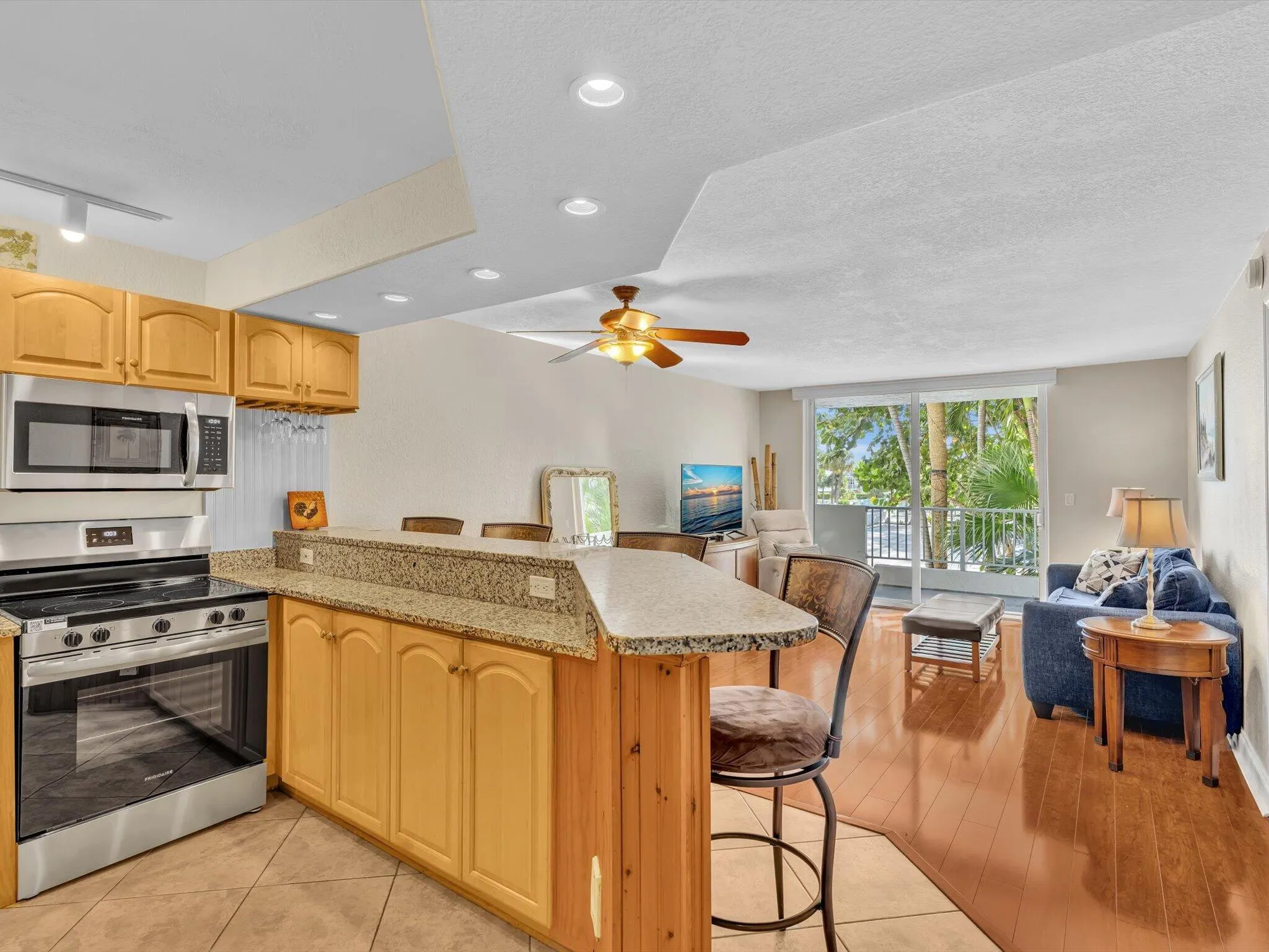 1421 S OCEAN Boulevard #214