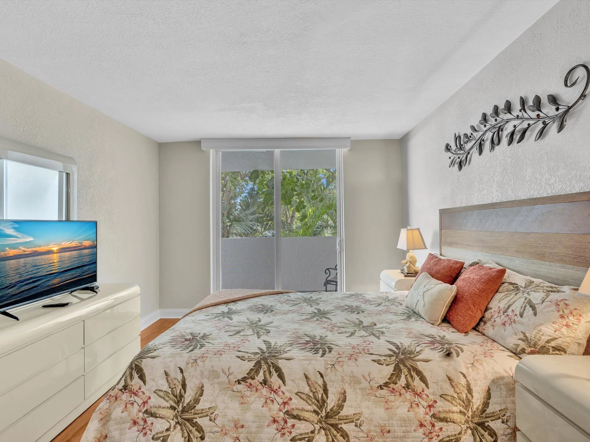 1421 S OCEAN Boulevard #214