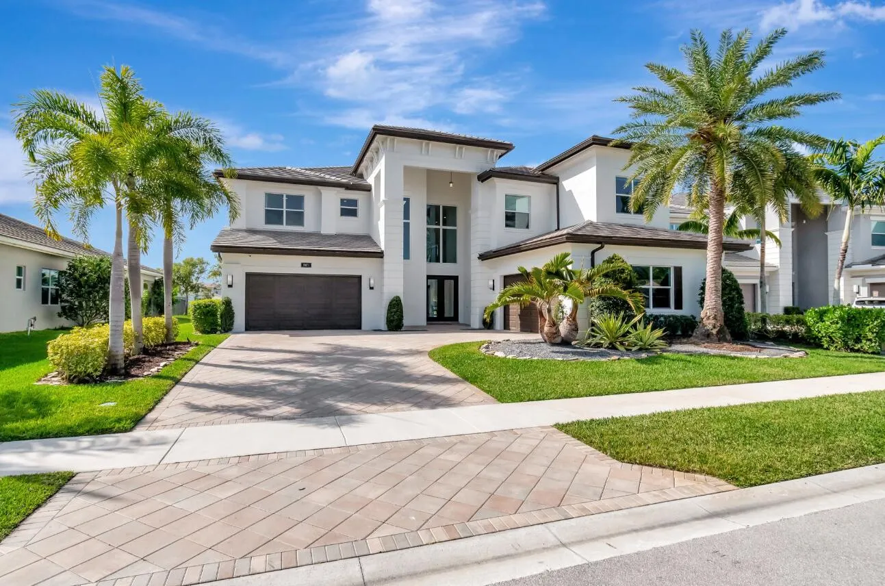 19871 Meadowside Lane