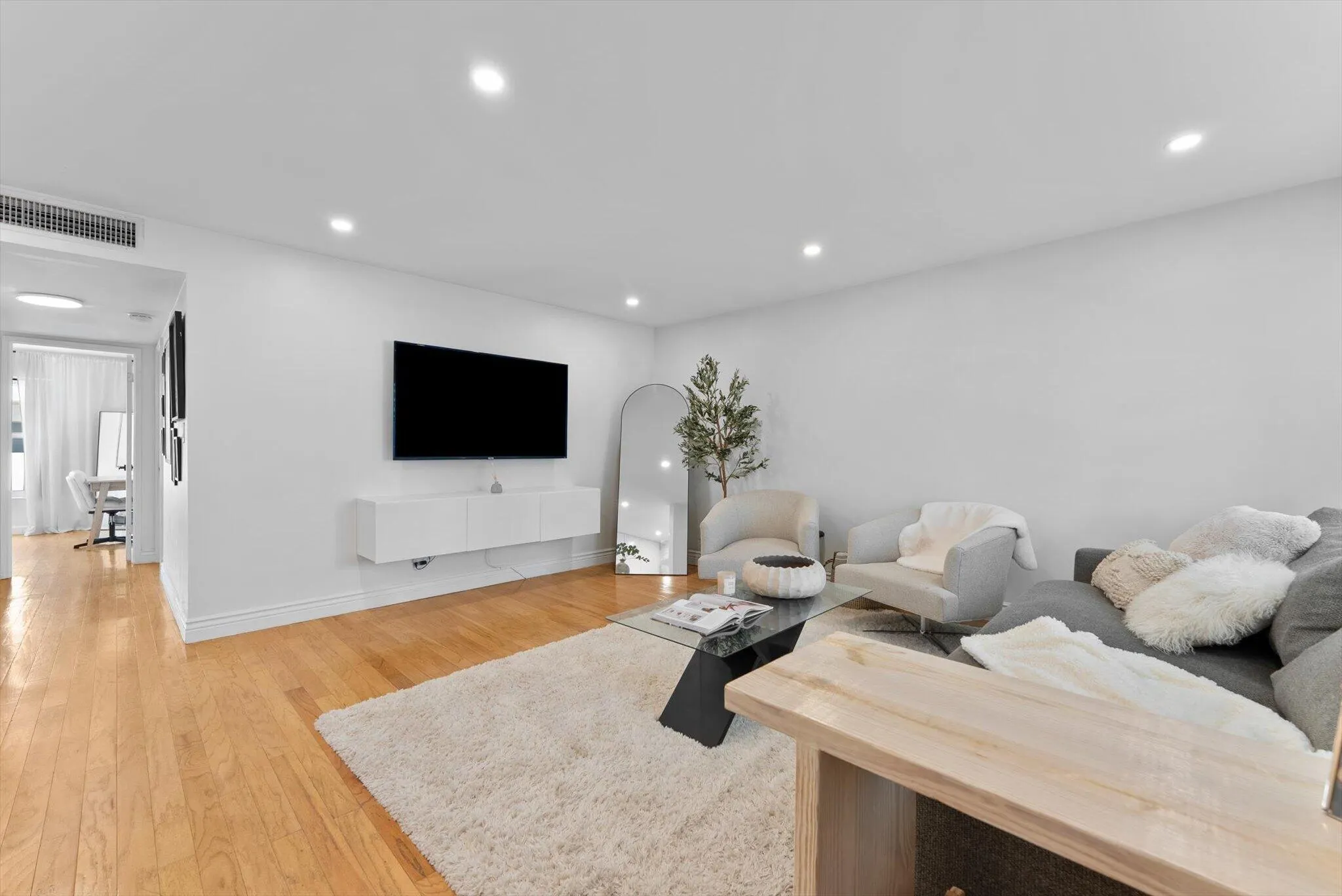 2870 NE 14TH ST Causeway #407C