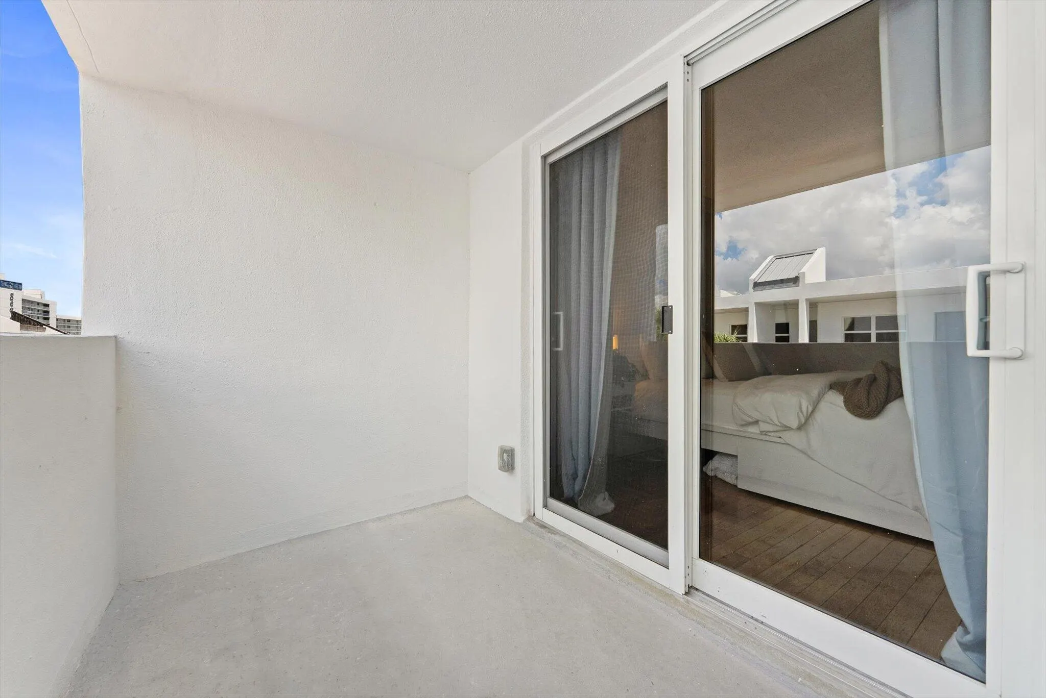 2870 NE 14TH ST Causeway #407C