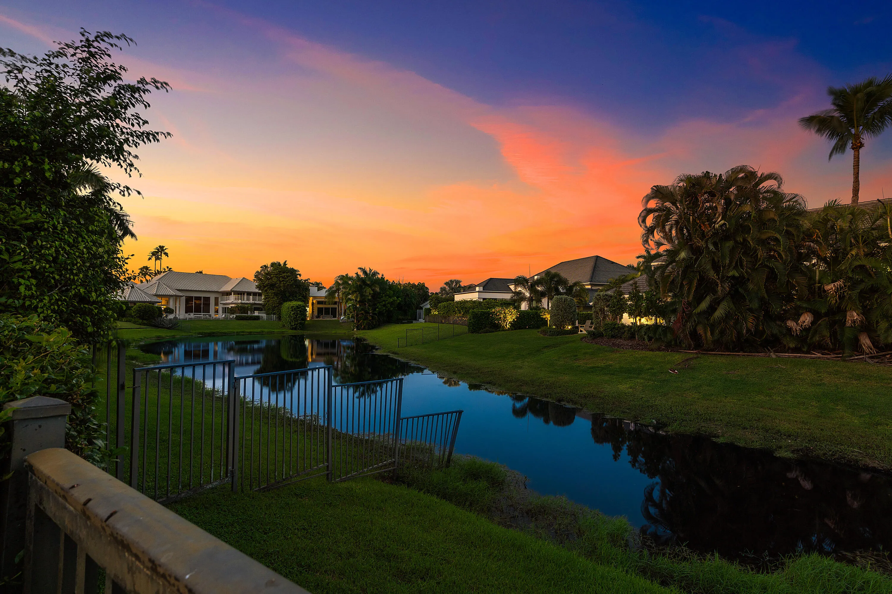 7235 QUEENFERRY Circle