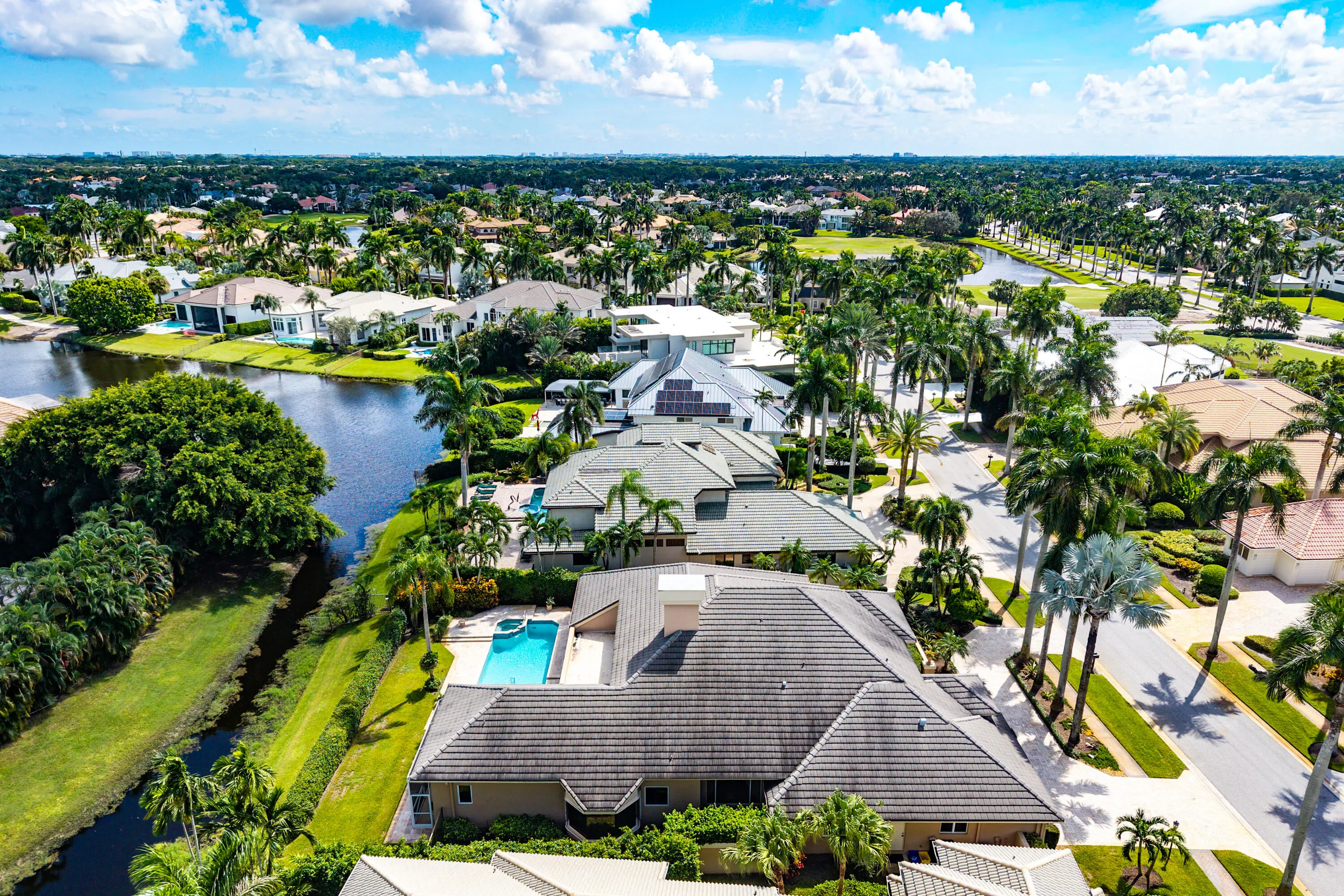 7235 QUEENFERRY Circle