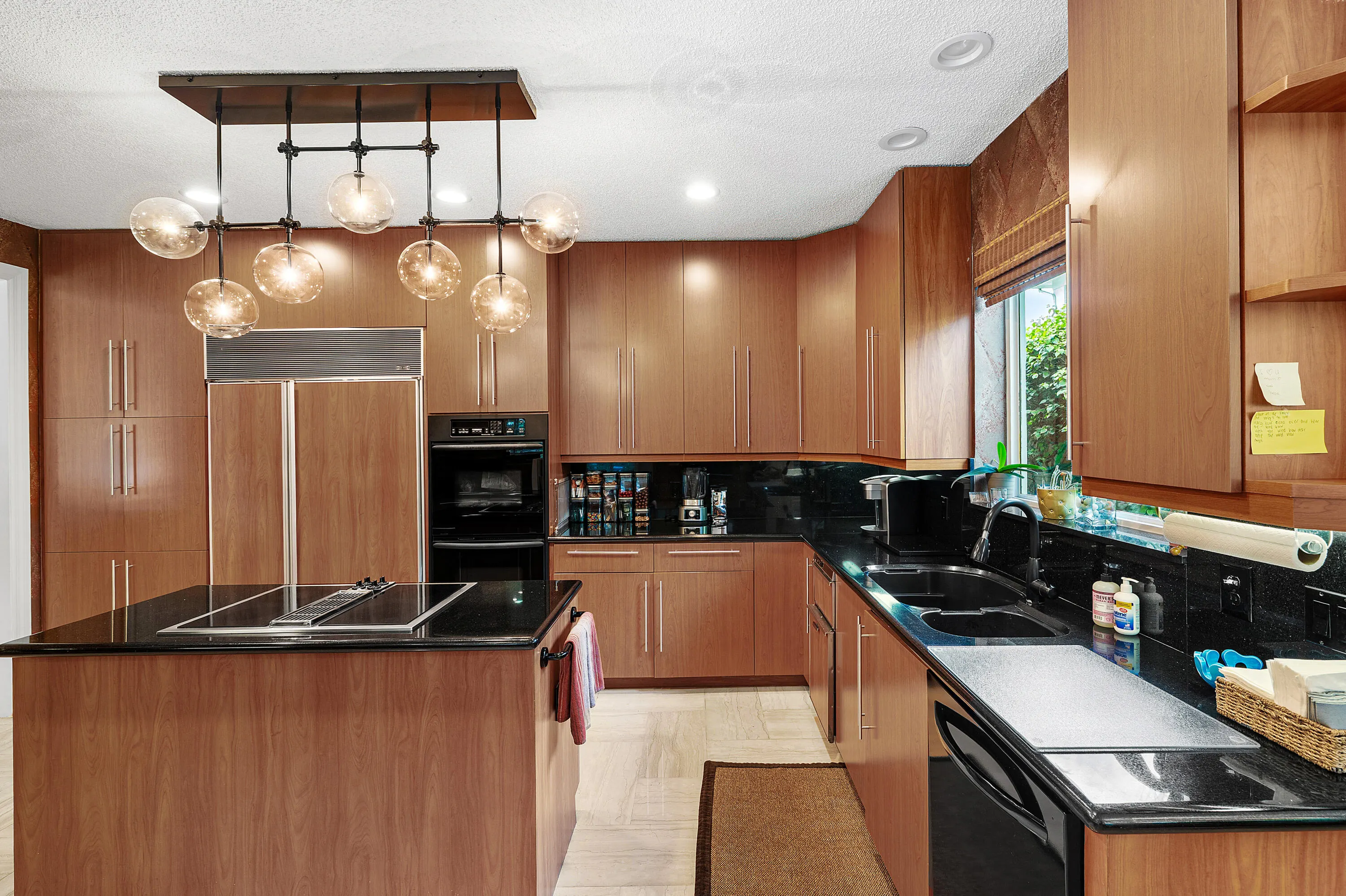 7235 QUEENFERRY Circle