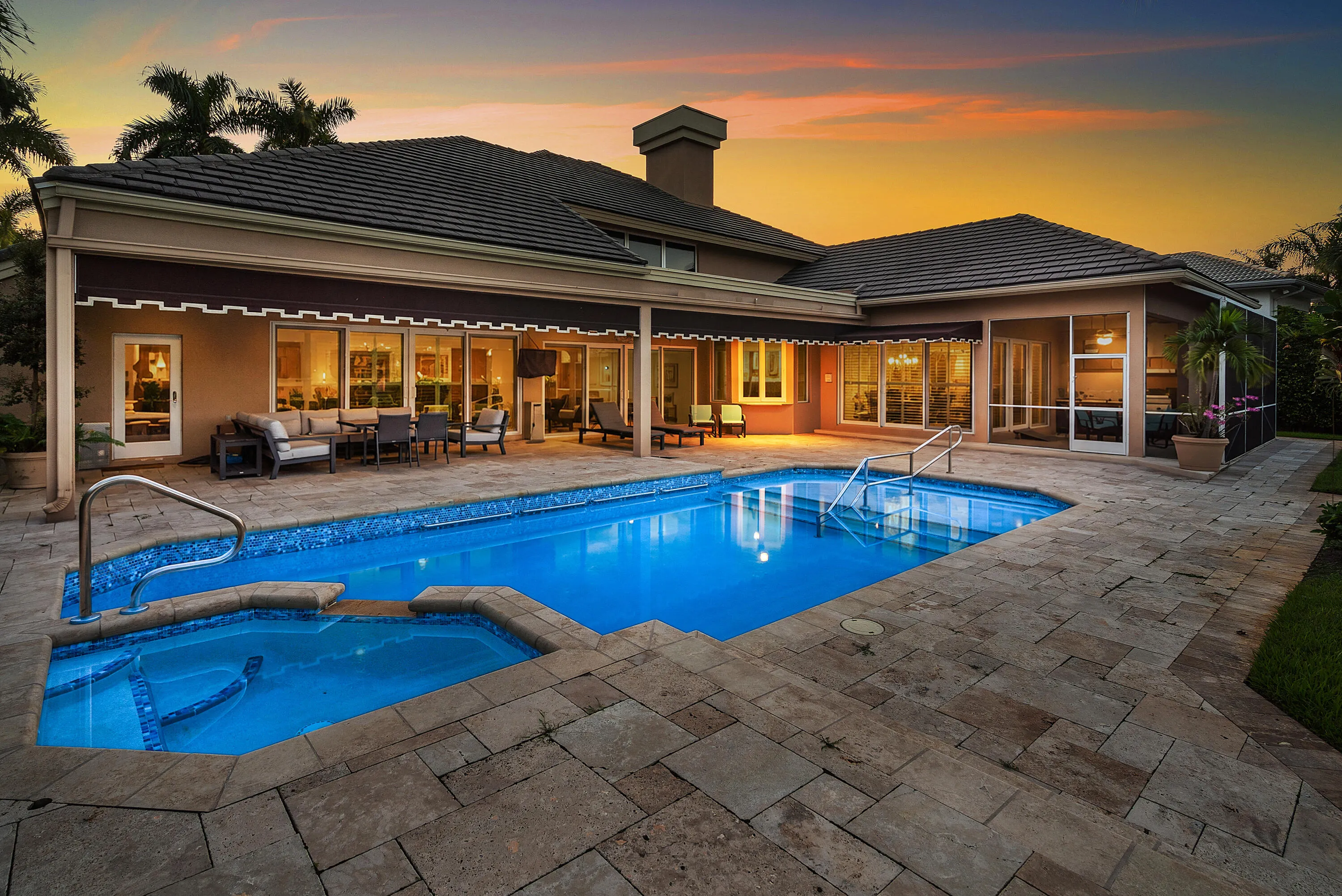 7235 QUEENFERRY Circle