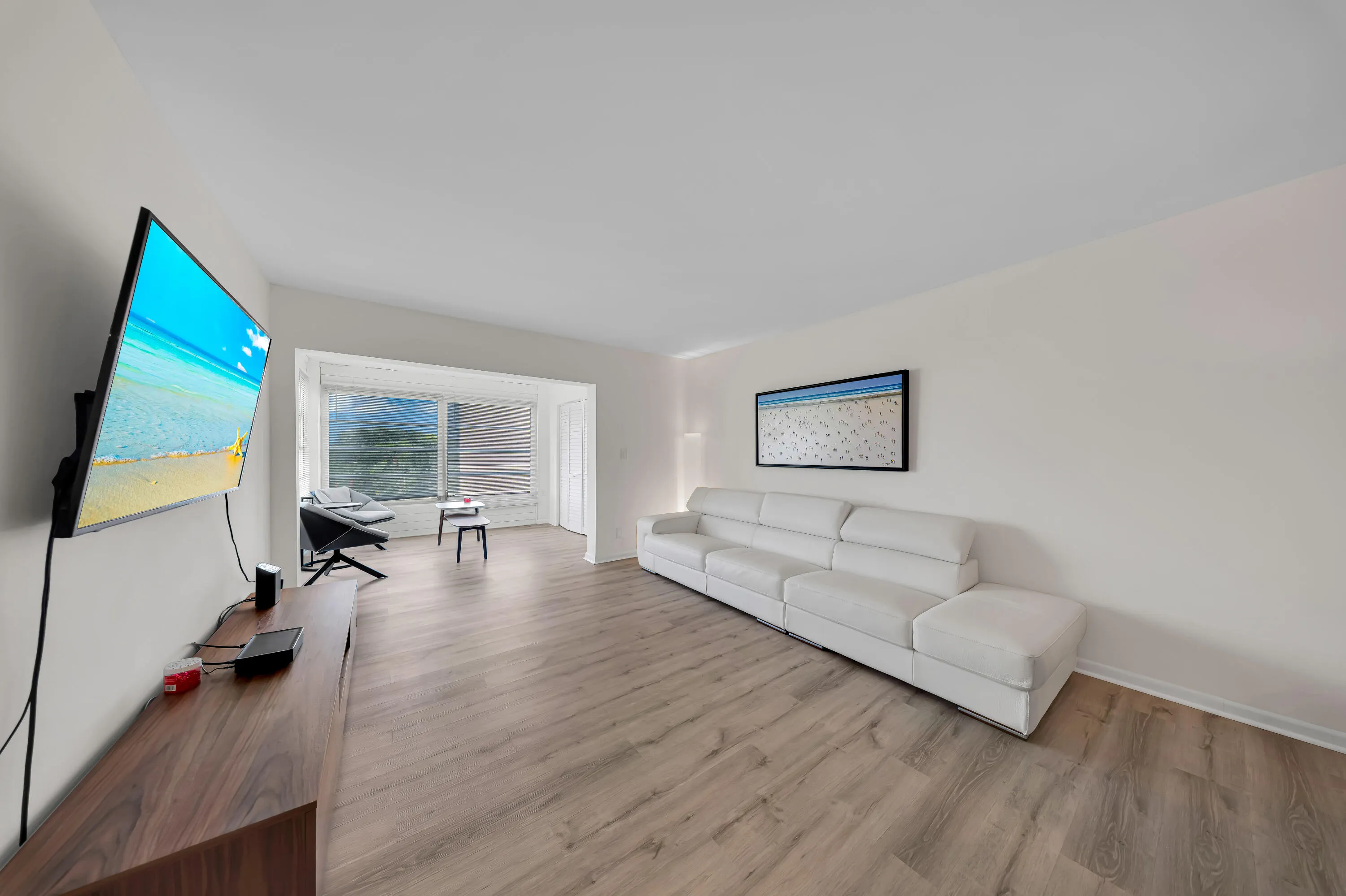 9233 SW 8TH Street #305